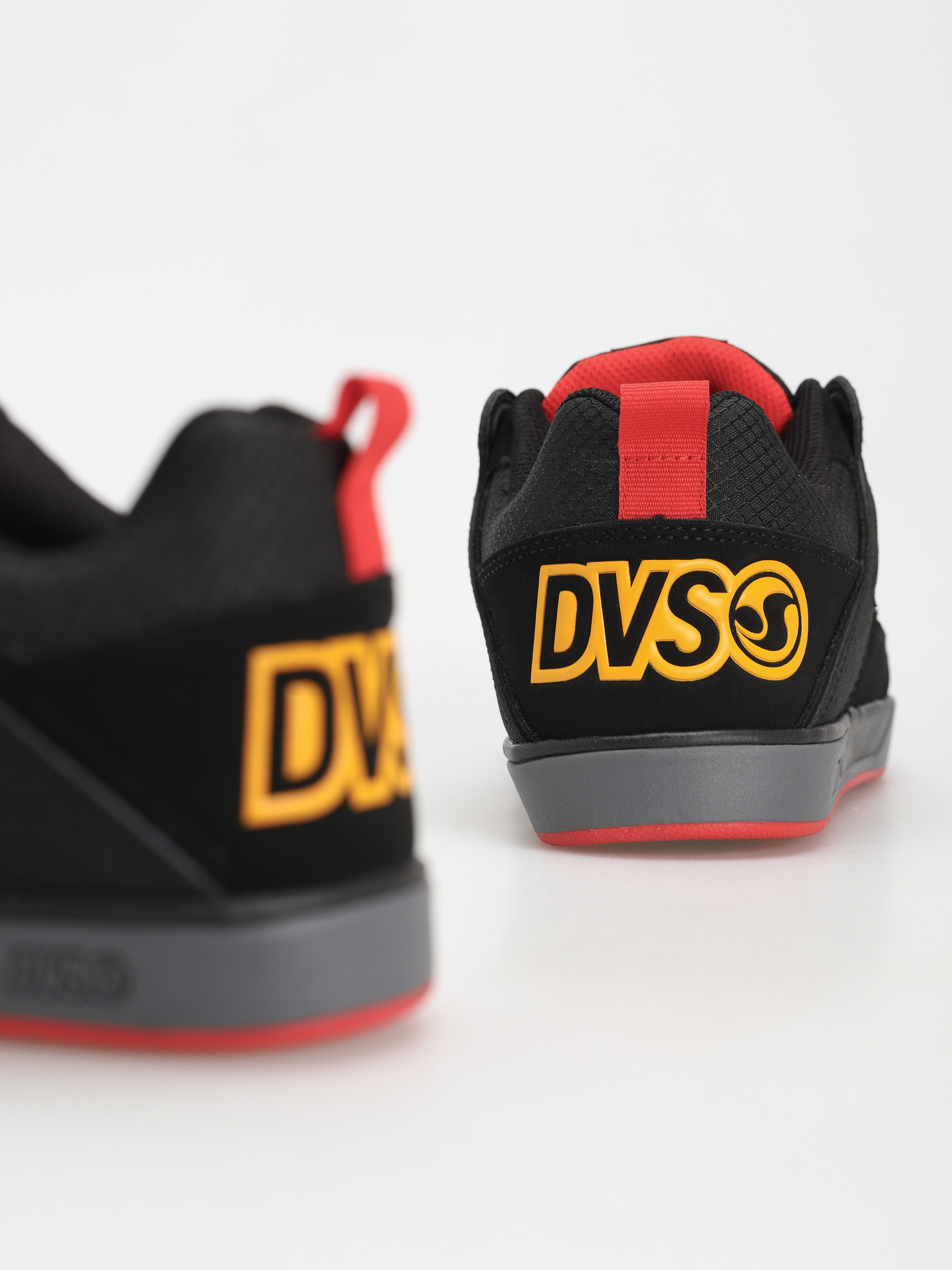 DVS Comanche 2.0+ Cipők (black yellow red nubuck)