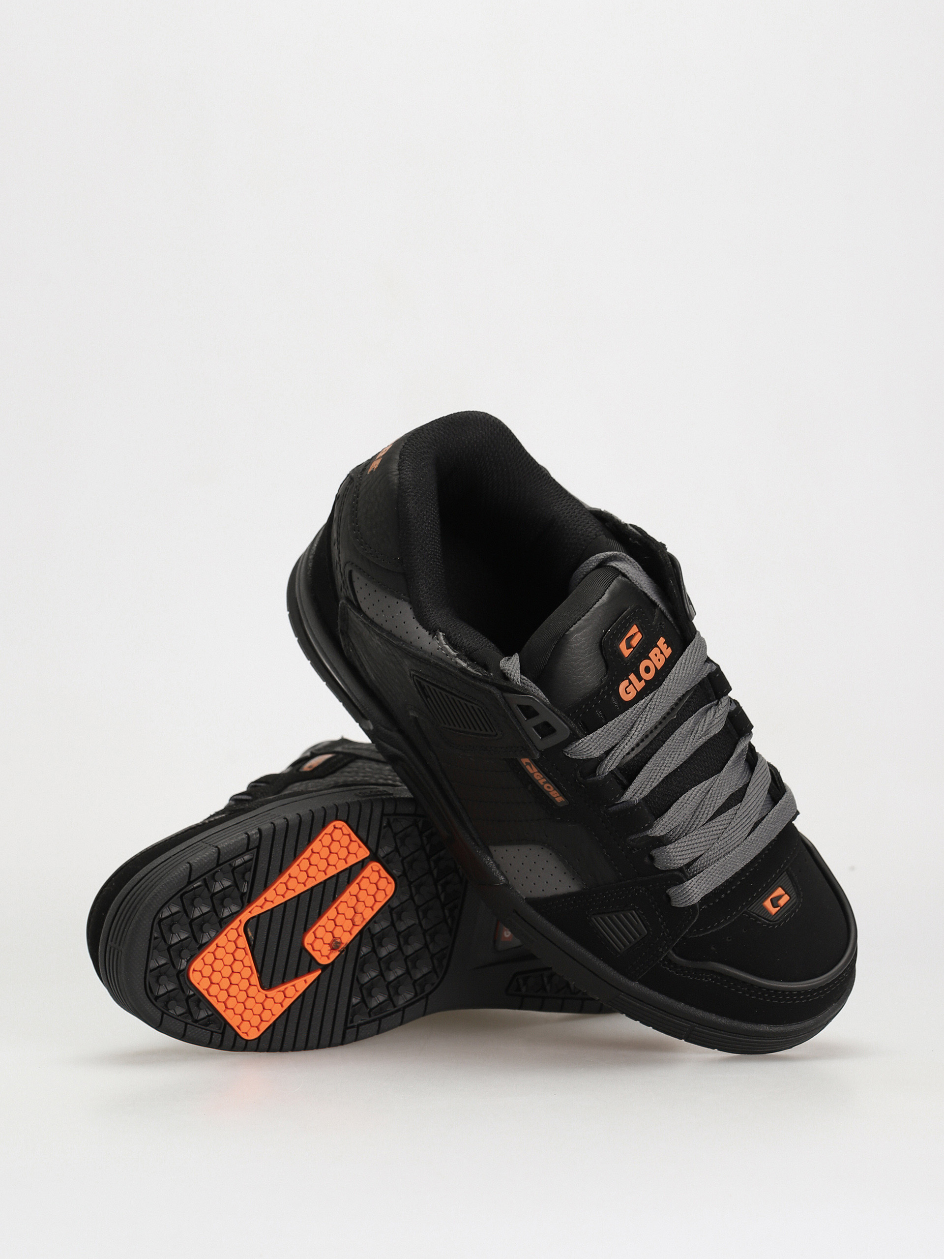 Globe Sabre Cipők (black/orange)