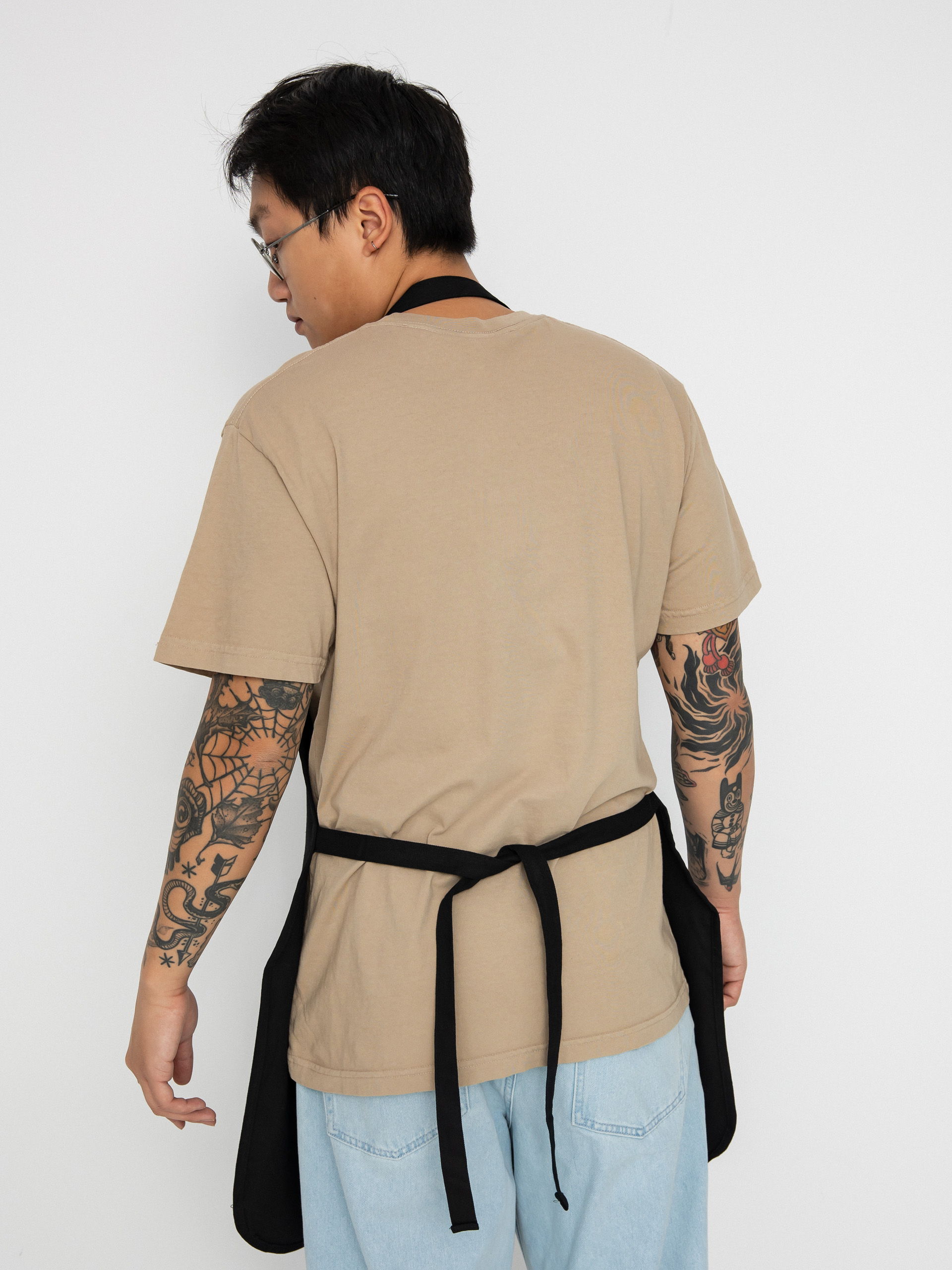 RipNDip Fartuch Kiss The Cook  (black)