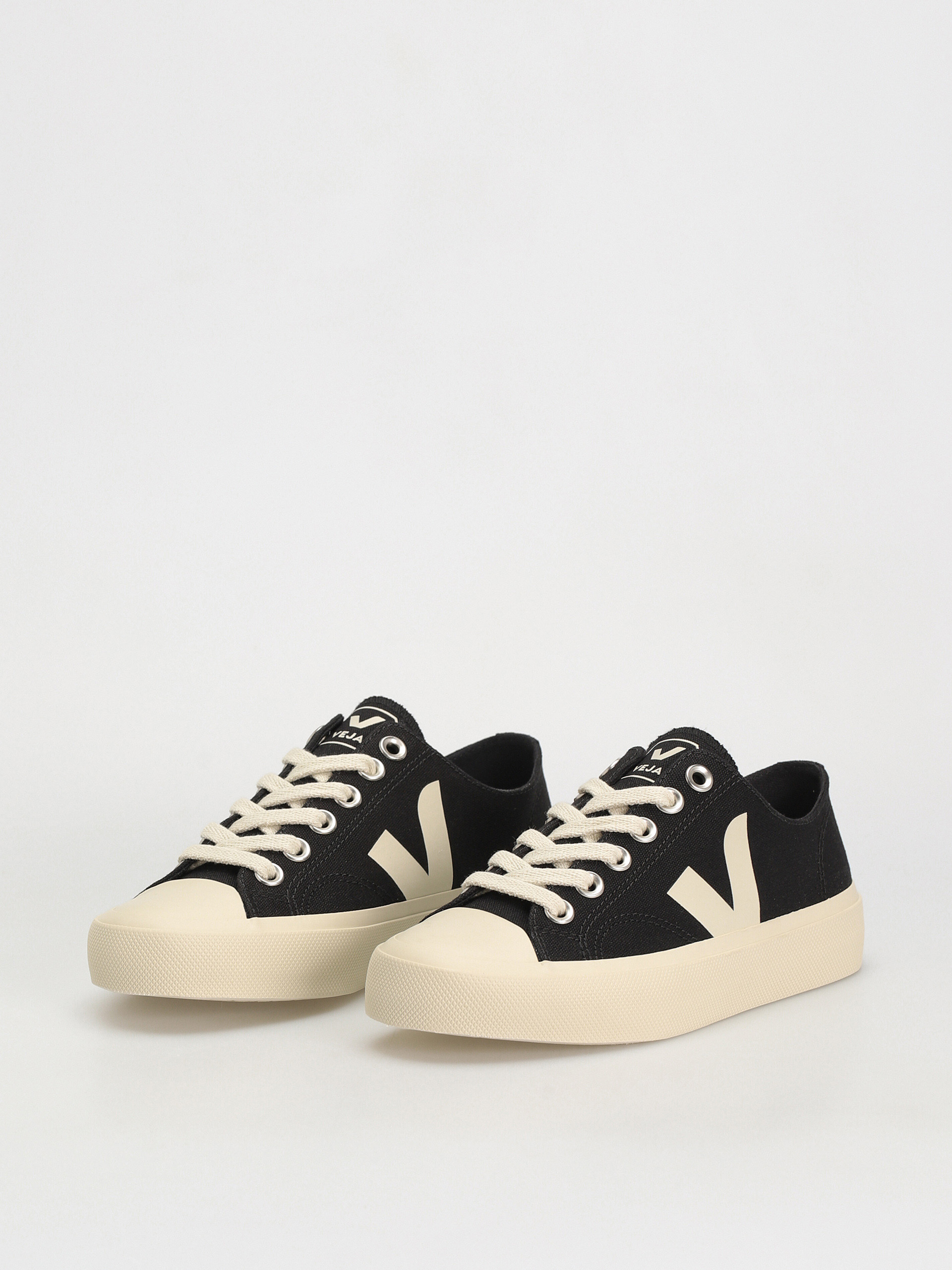 Veja Wata II Low Cipők Wmn (black pierre)
