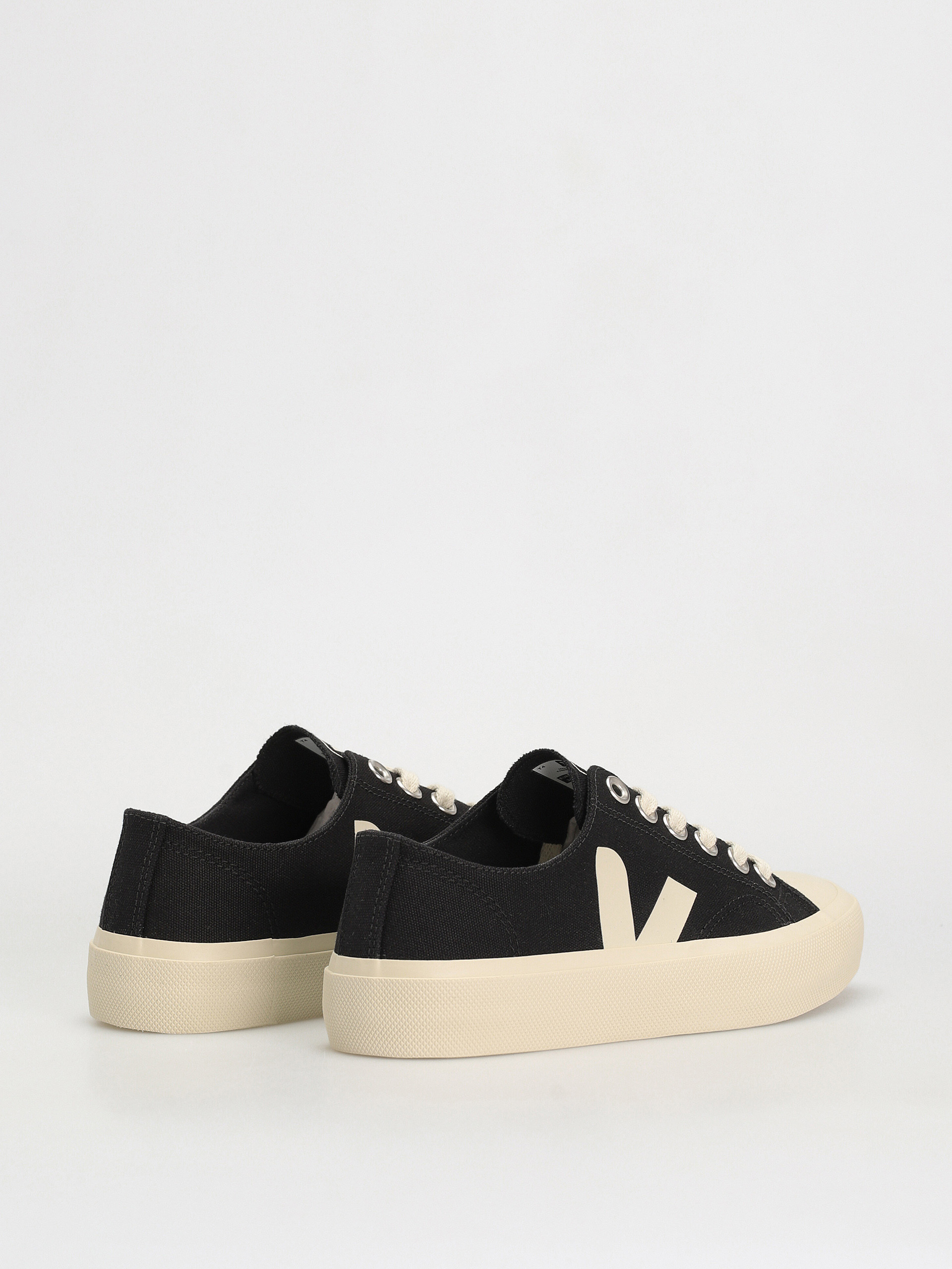 Veja Wata II Low Cipők Wmn (black pierre)