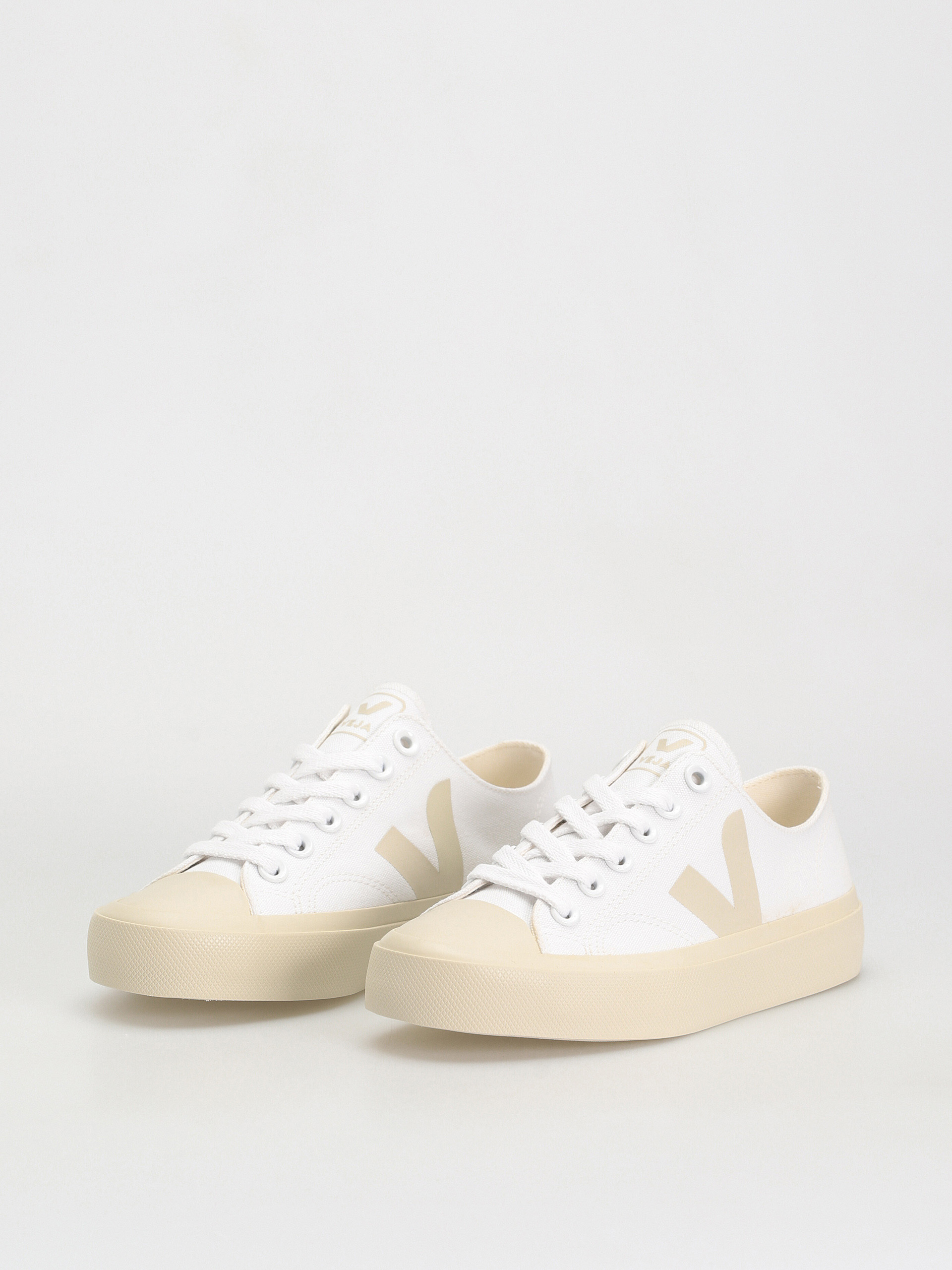 Veja Wata II Low Cipők Wmn (white pierre)