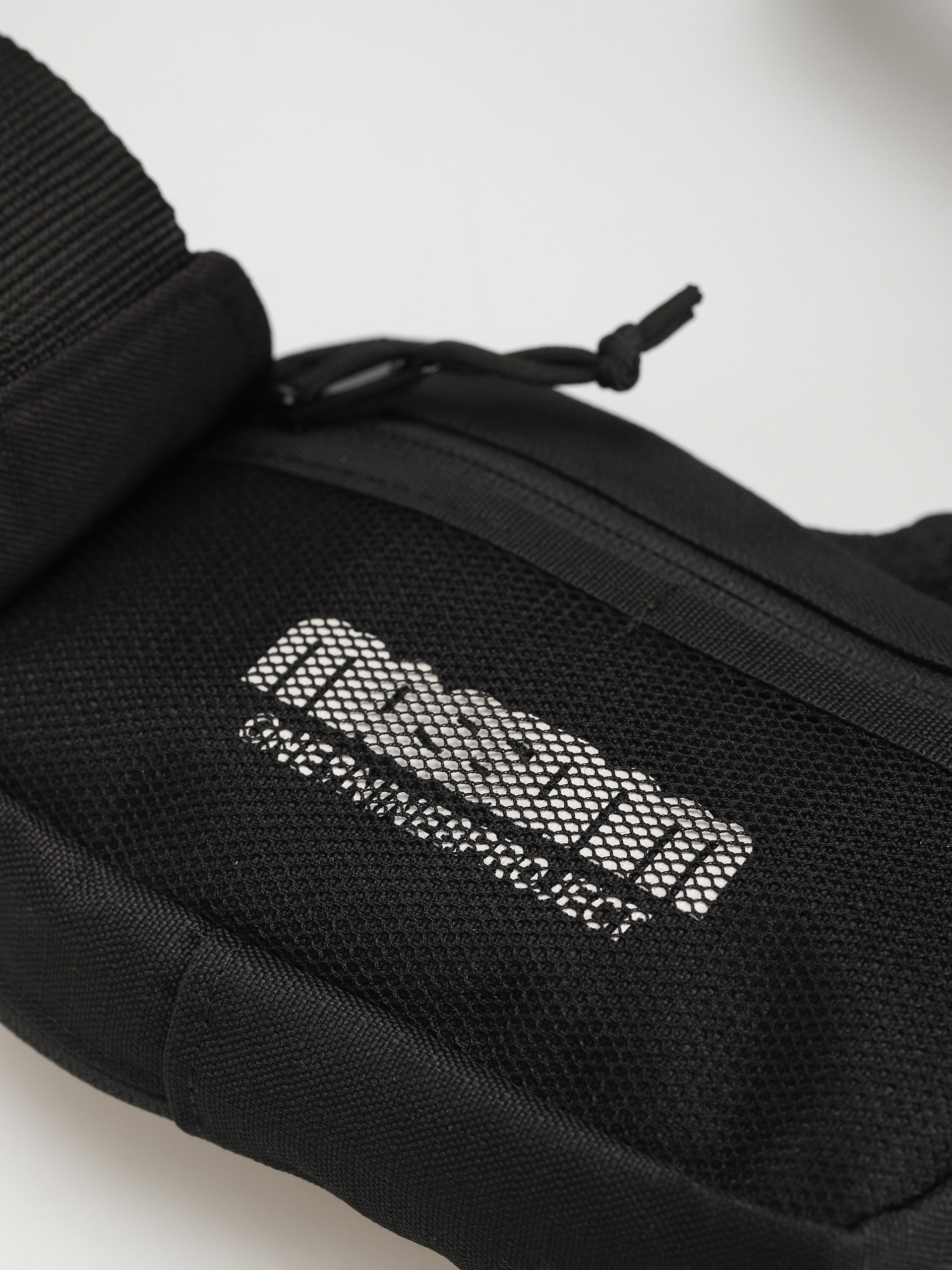 MassDnm Saszetka Classic Reversible Övtáska (black)