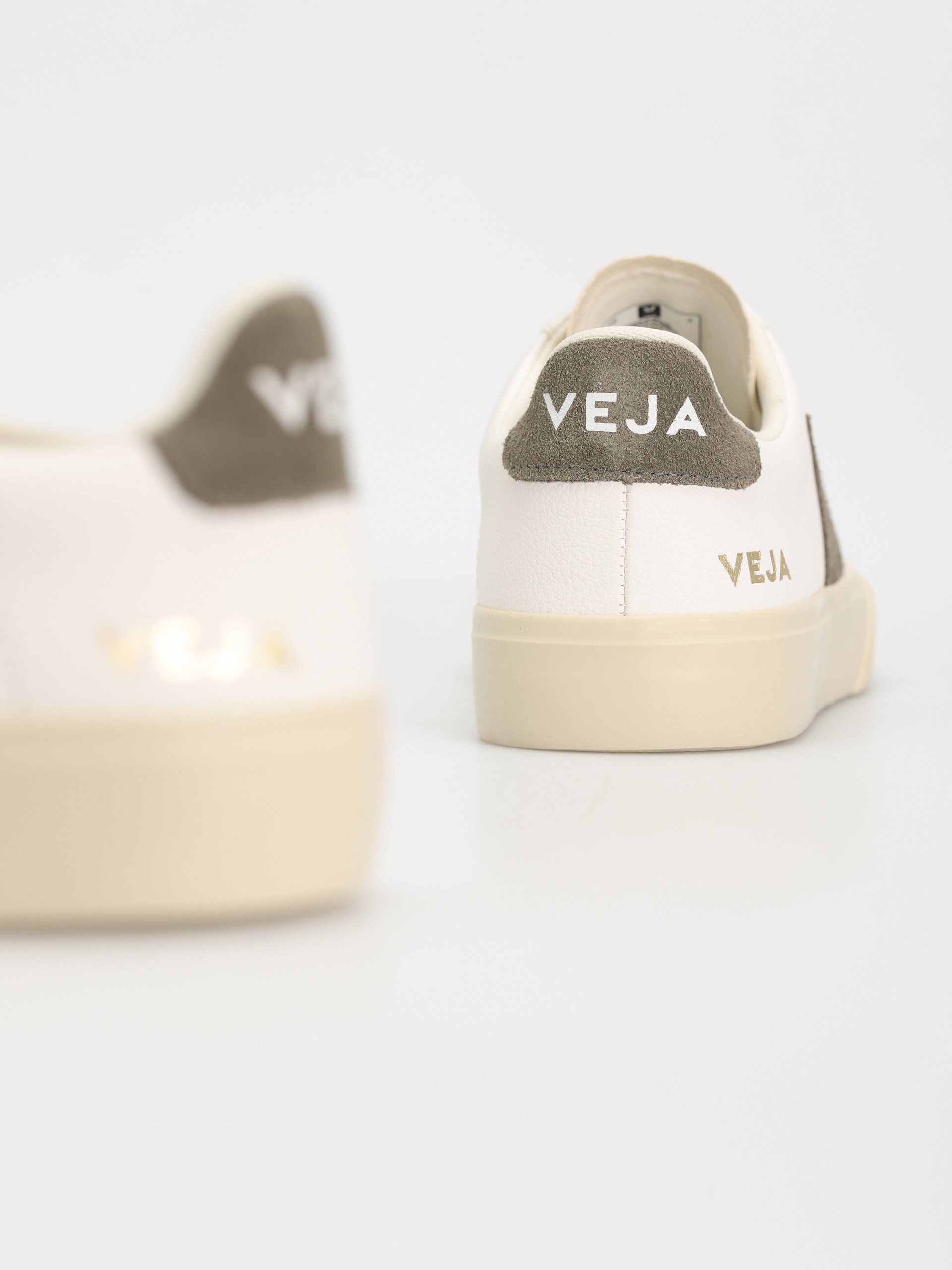 Veja Campo Cipők Wmn (extra white khaki)