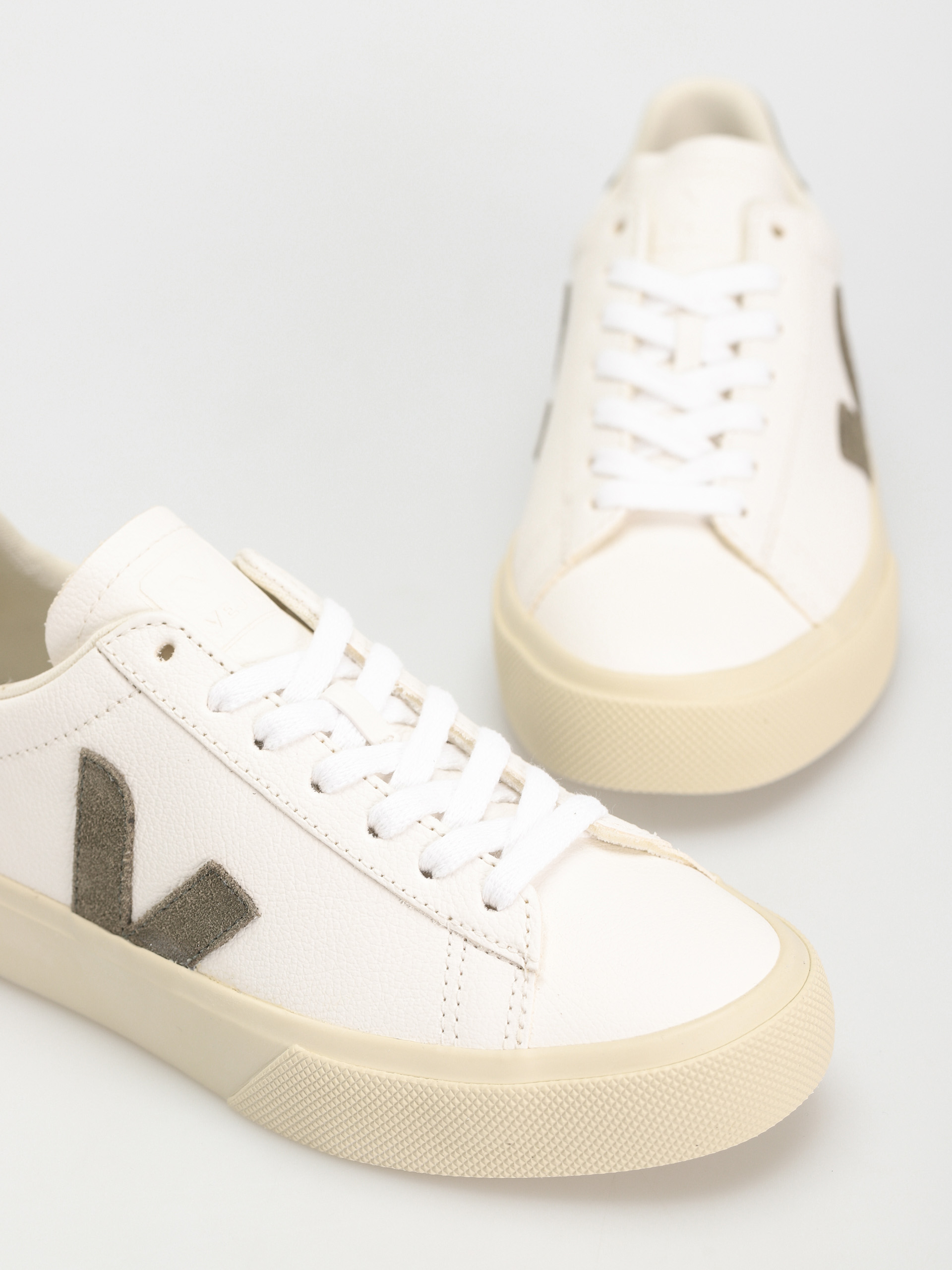 Veja Campo Cipők Wmn (extra white khaki)