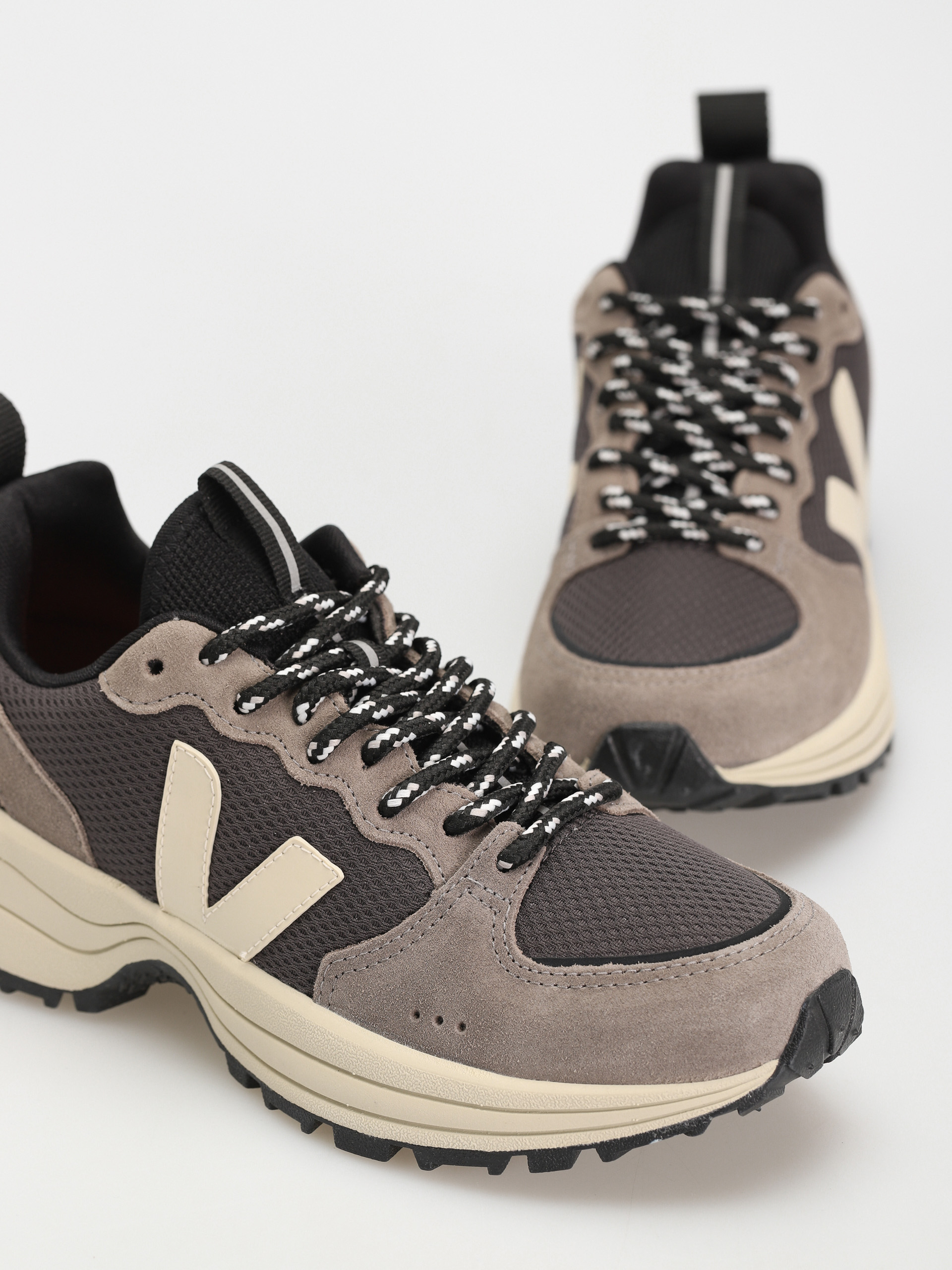 Veja Venturi Cipők Wmn (grafite moonrock)