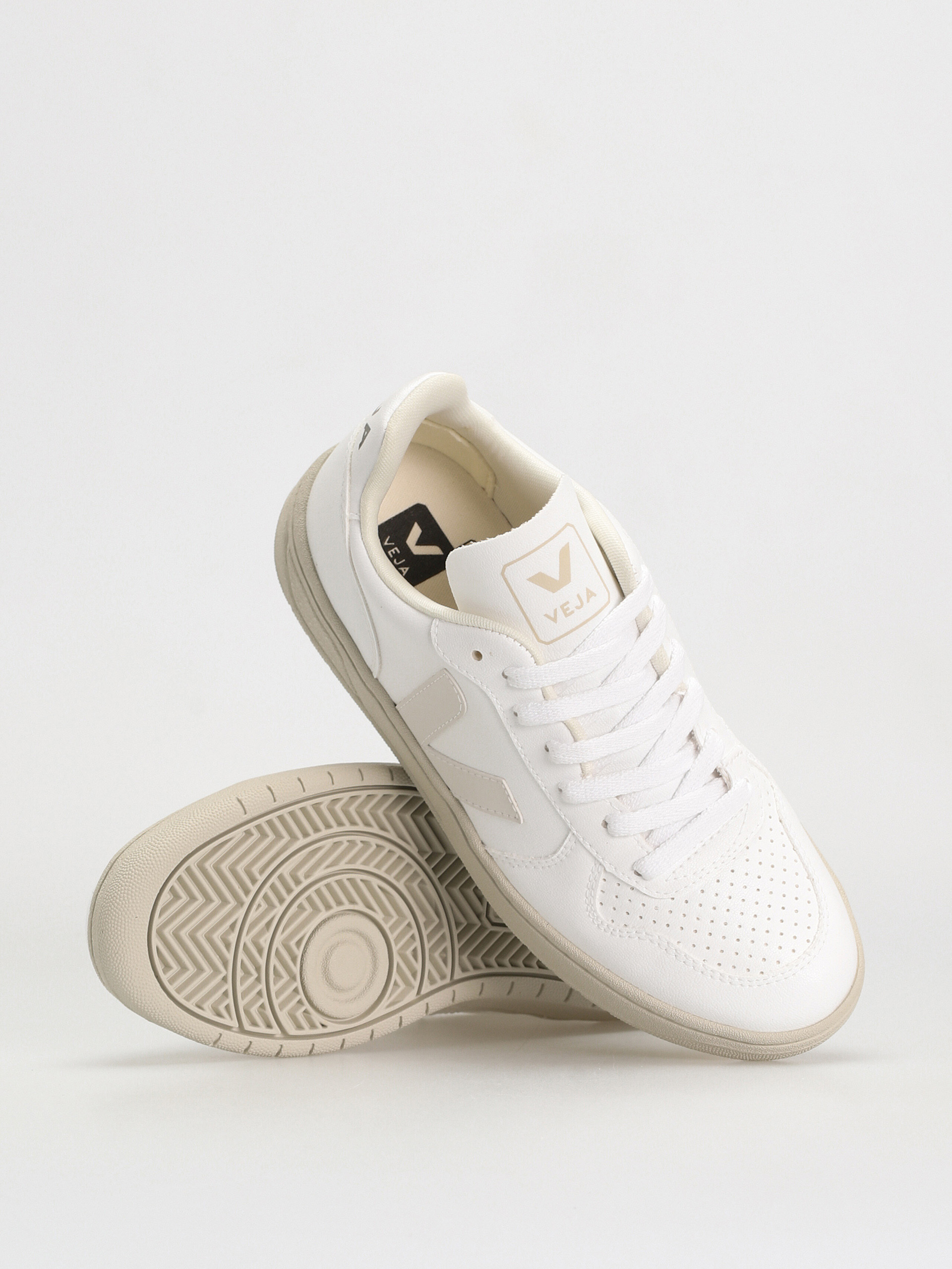 Veja V-10 Cipők Wmn (full white)
