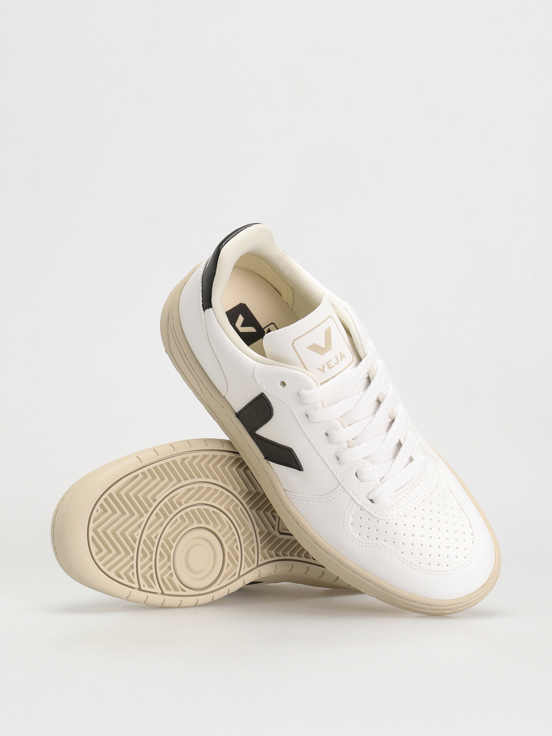 Veja V-10 Cipők Wmn (white black)