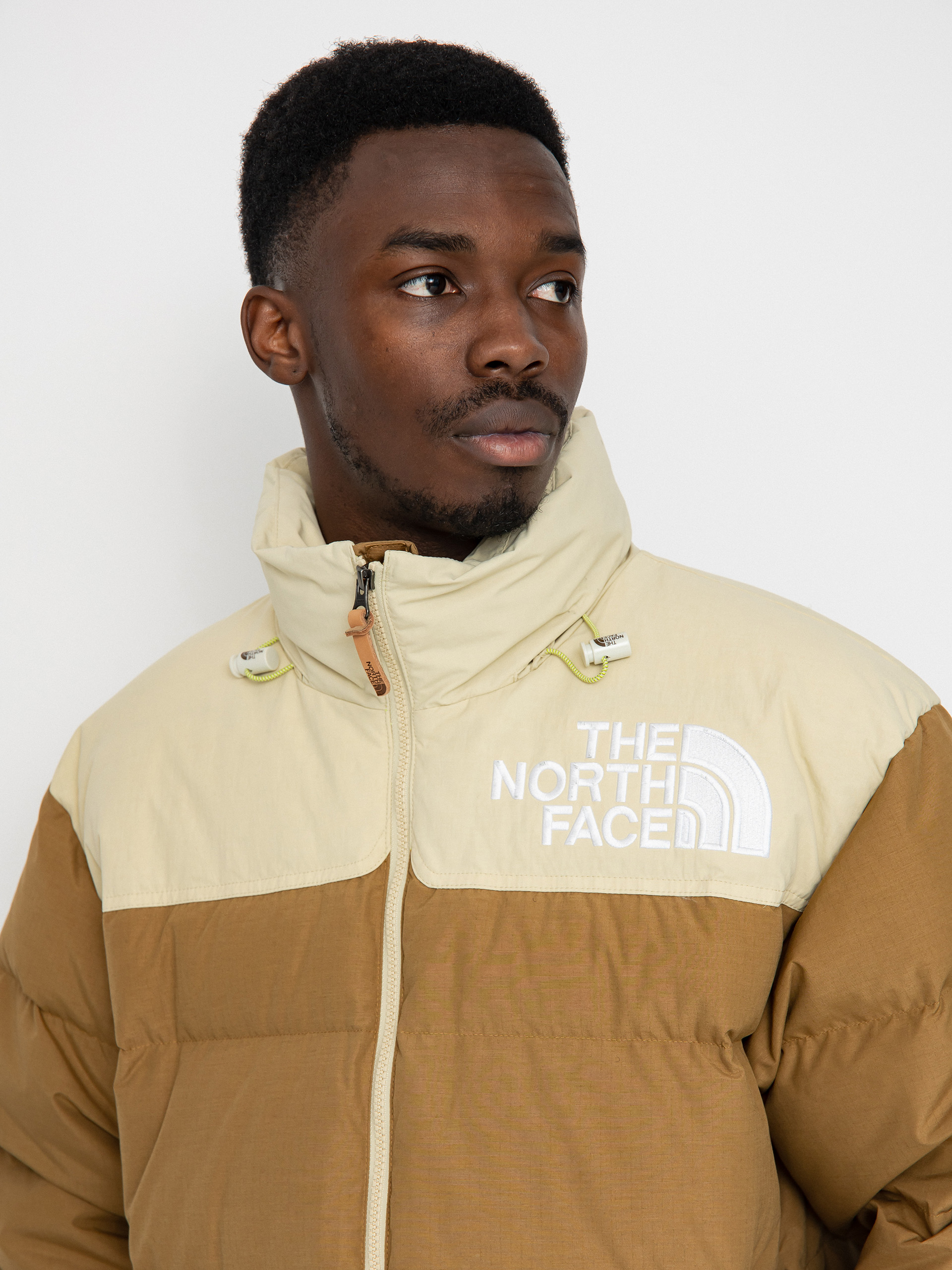 The North Face 92 Low-Fi Hi-Tek Nuptse Dzseki (utility brown/gravel)