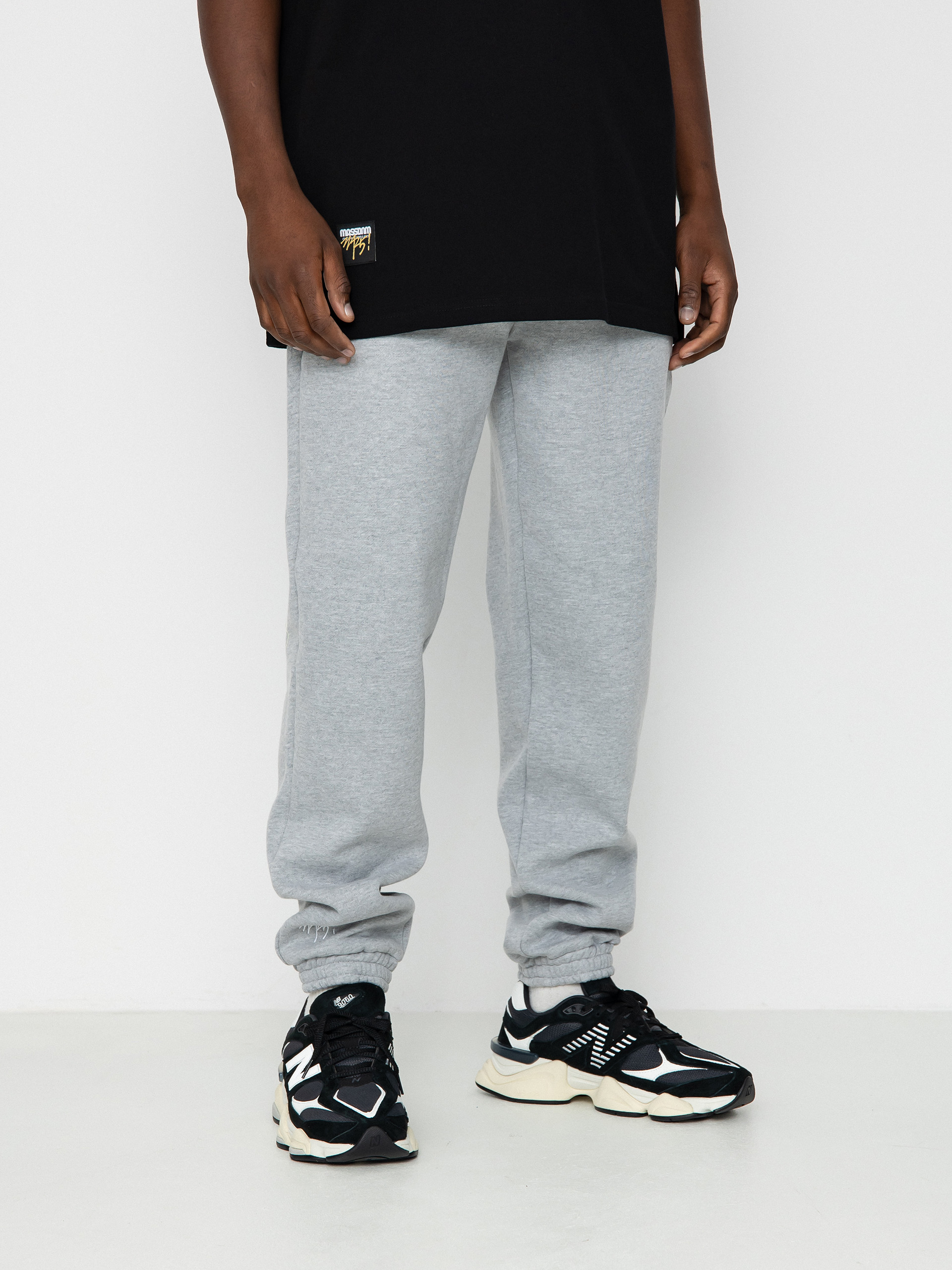 MassDnm Signature Patch Sweatpants Kisnadrág (heather grey)
