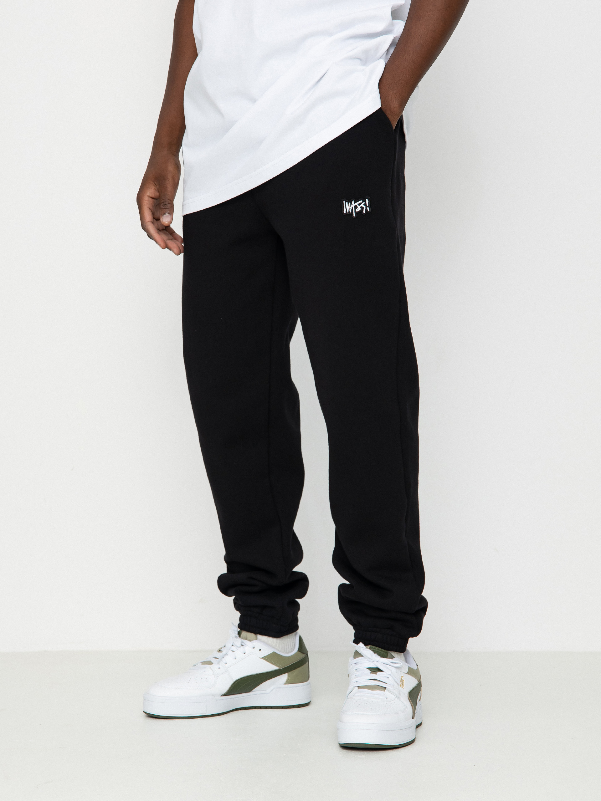 MassDnm Signature Patch Sweatpants Kisnadrág (black)