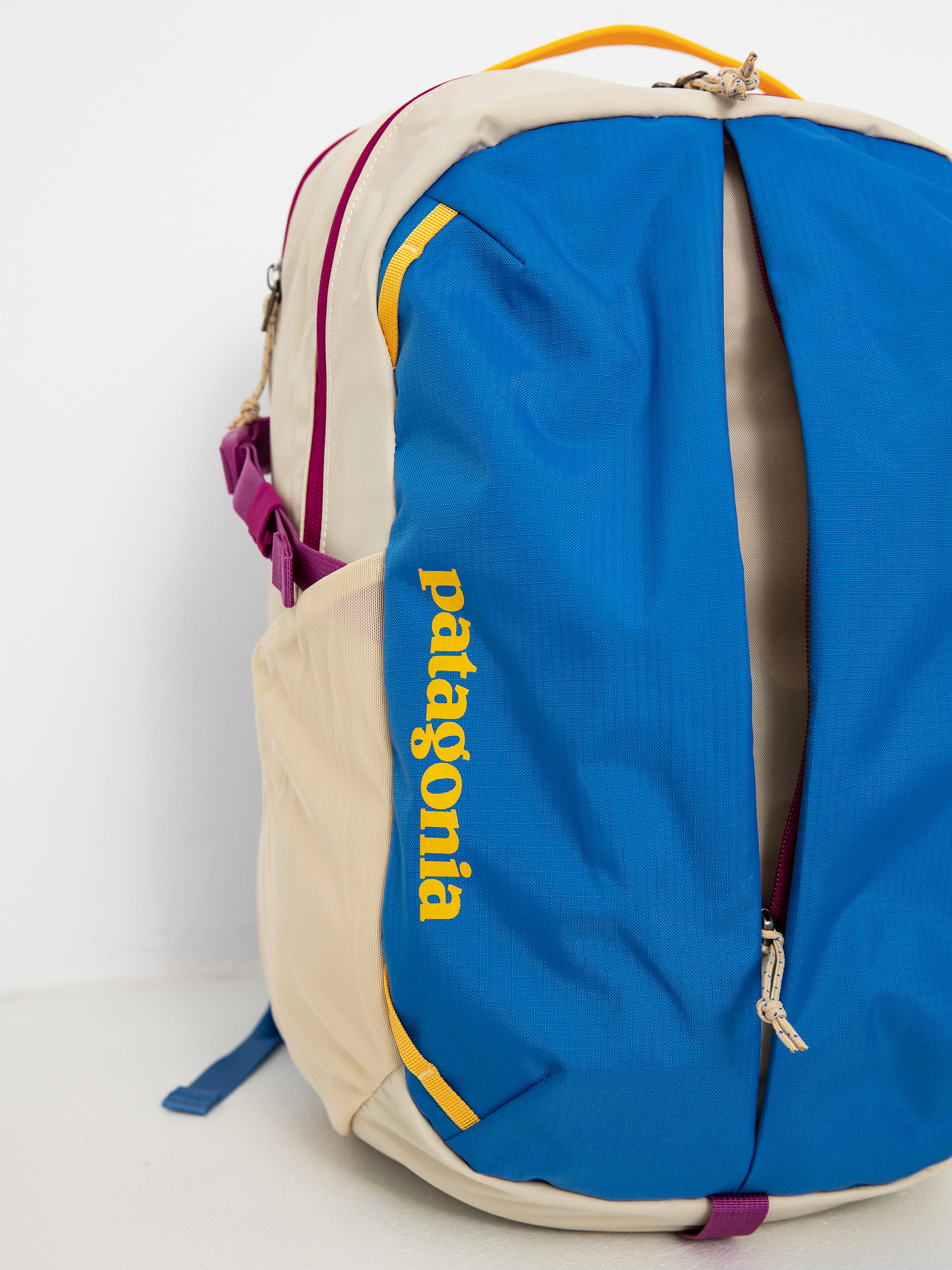 Patagonia Refugio Day Pack 26L Hátizsák (husk tan)