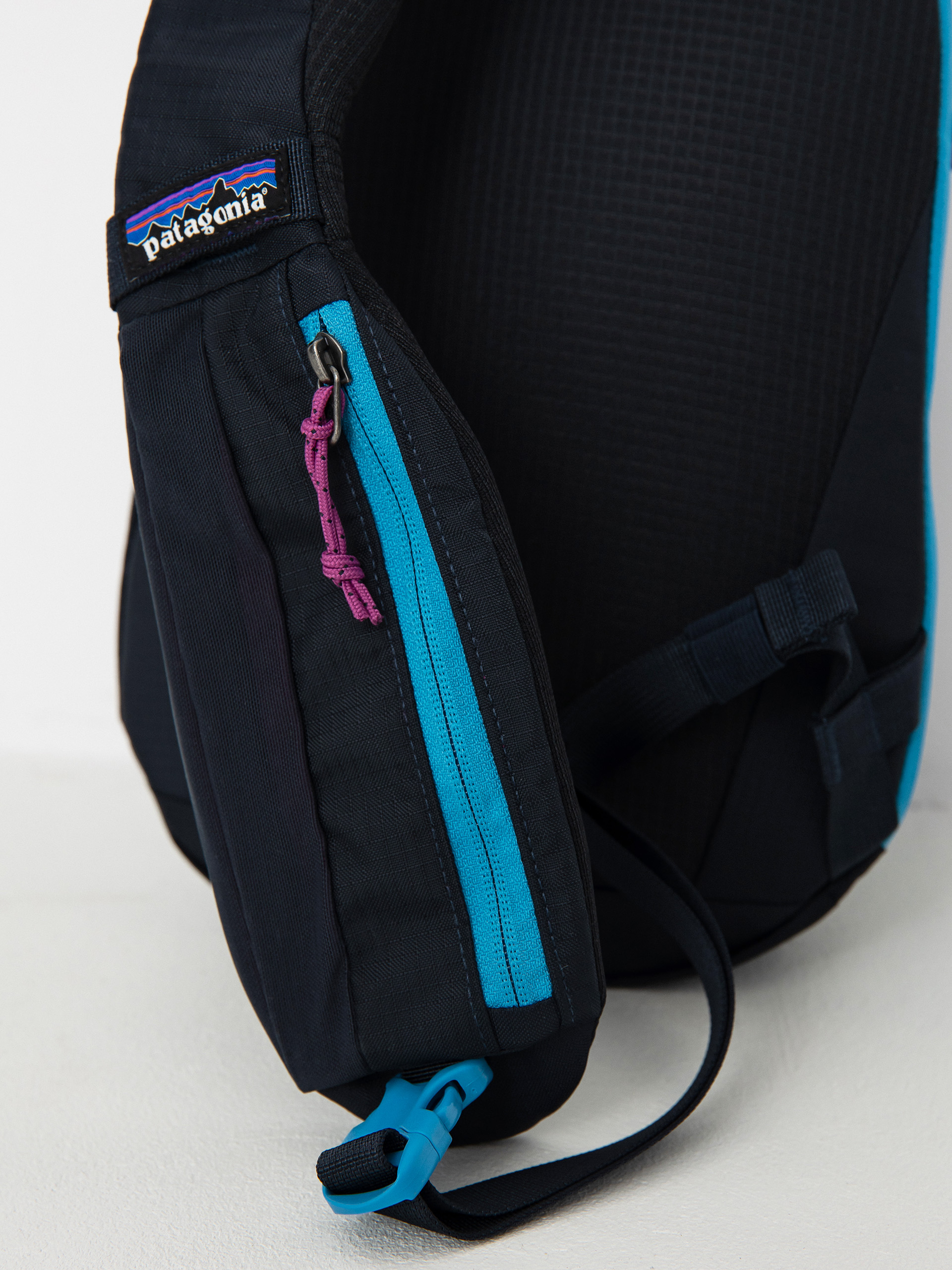 Patagonia Atom Sling 8L Hátizsák (pitch blue)