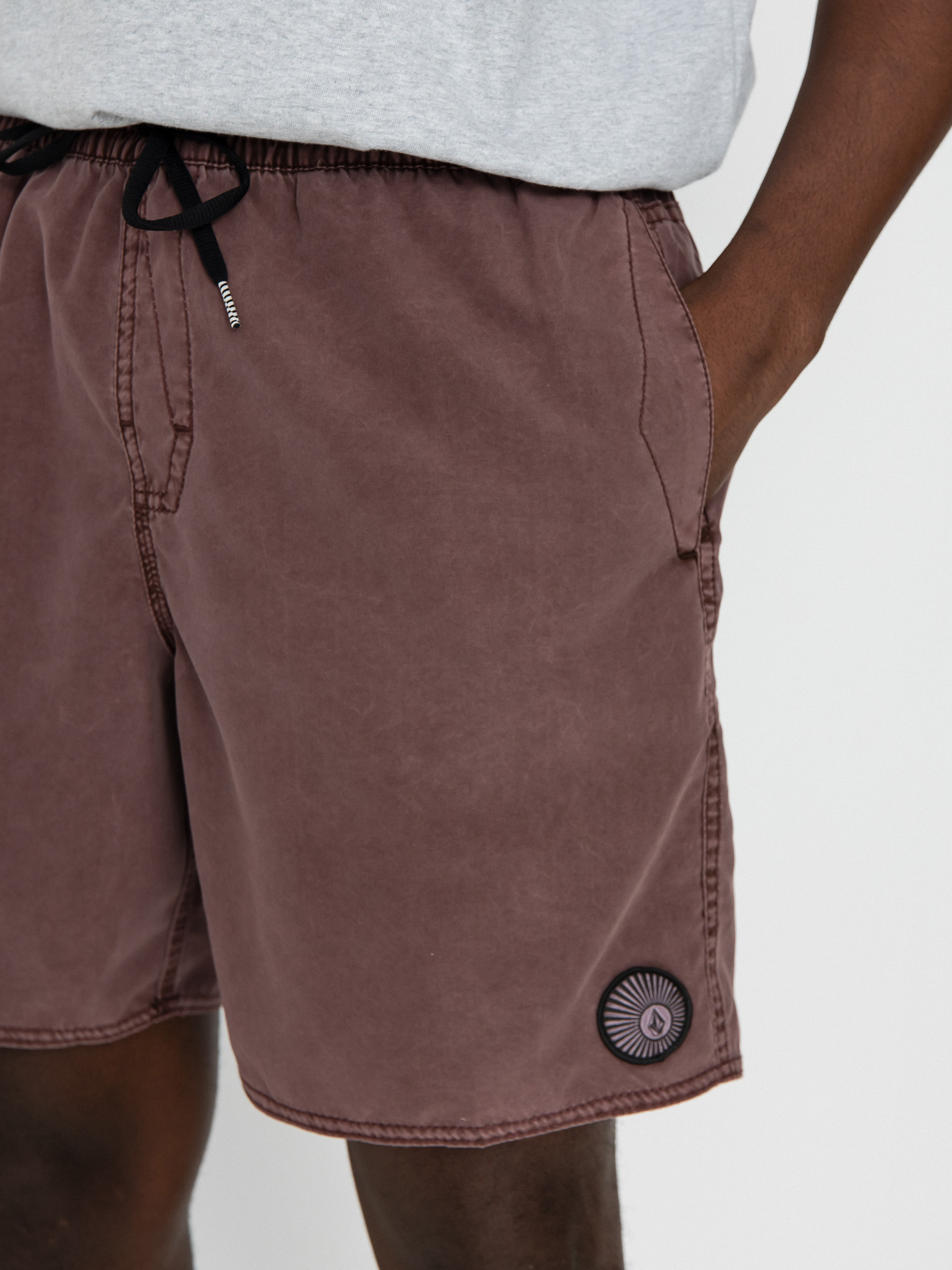 Volcom Center Trunk 17 Rövidnadrág (bordeaux brown)
