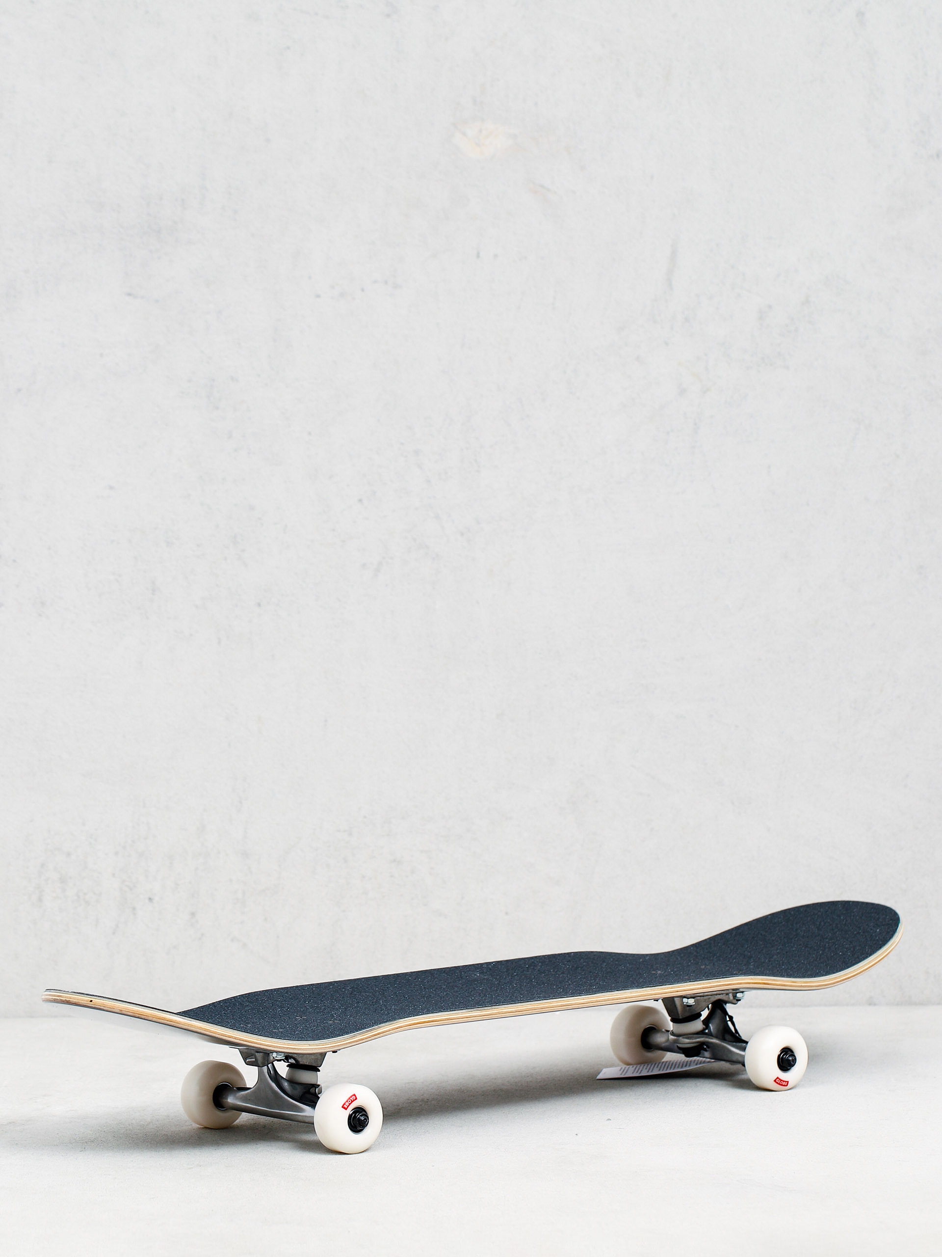 Globe Goodstock Komplett gördeszka (gunmetal)