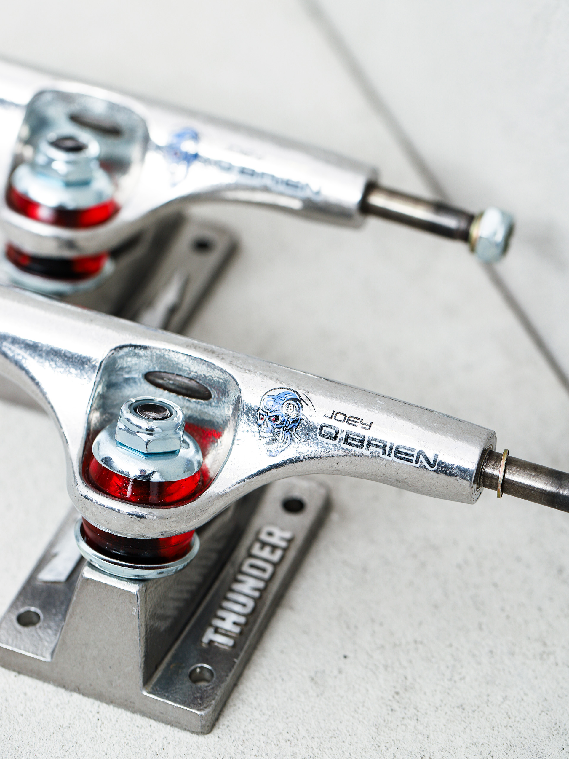 Thunder O Brien Stamped Pro Gördeszka felfüggesztés (polished/w red)