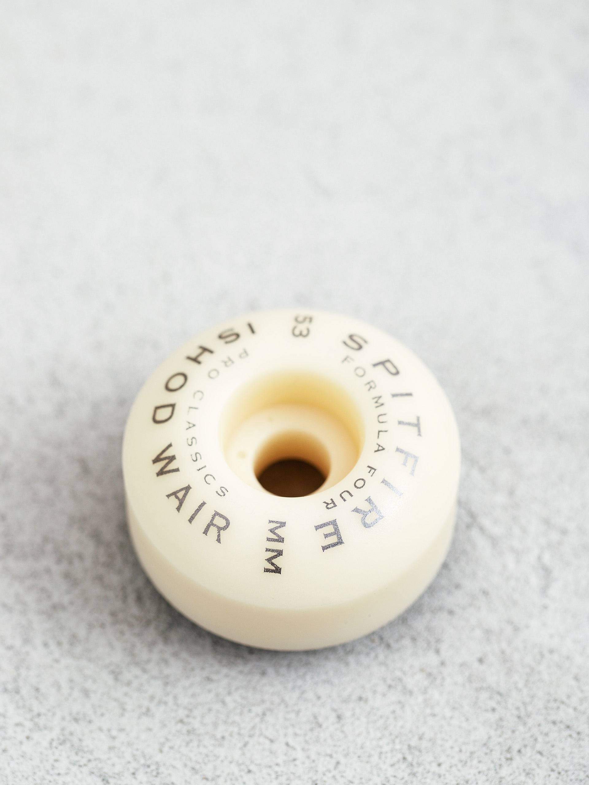 Spitfire F4 99D Pro Classic Ishod Smoke Gördeszka kerék (natural)