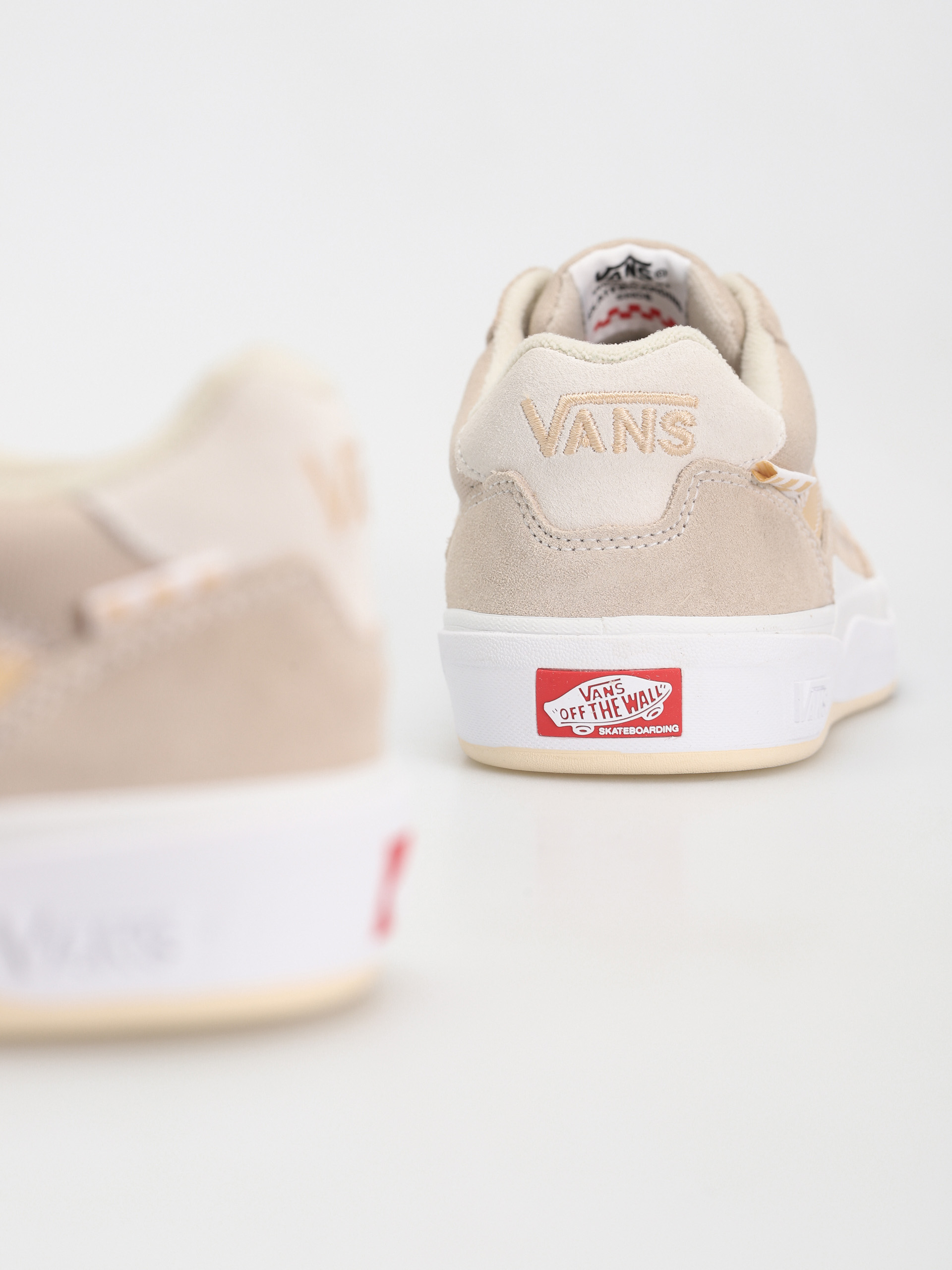 Vans Wayvee Cipők (french oak)