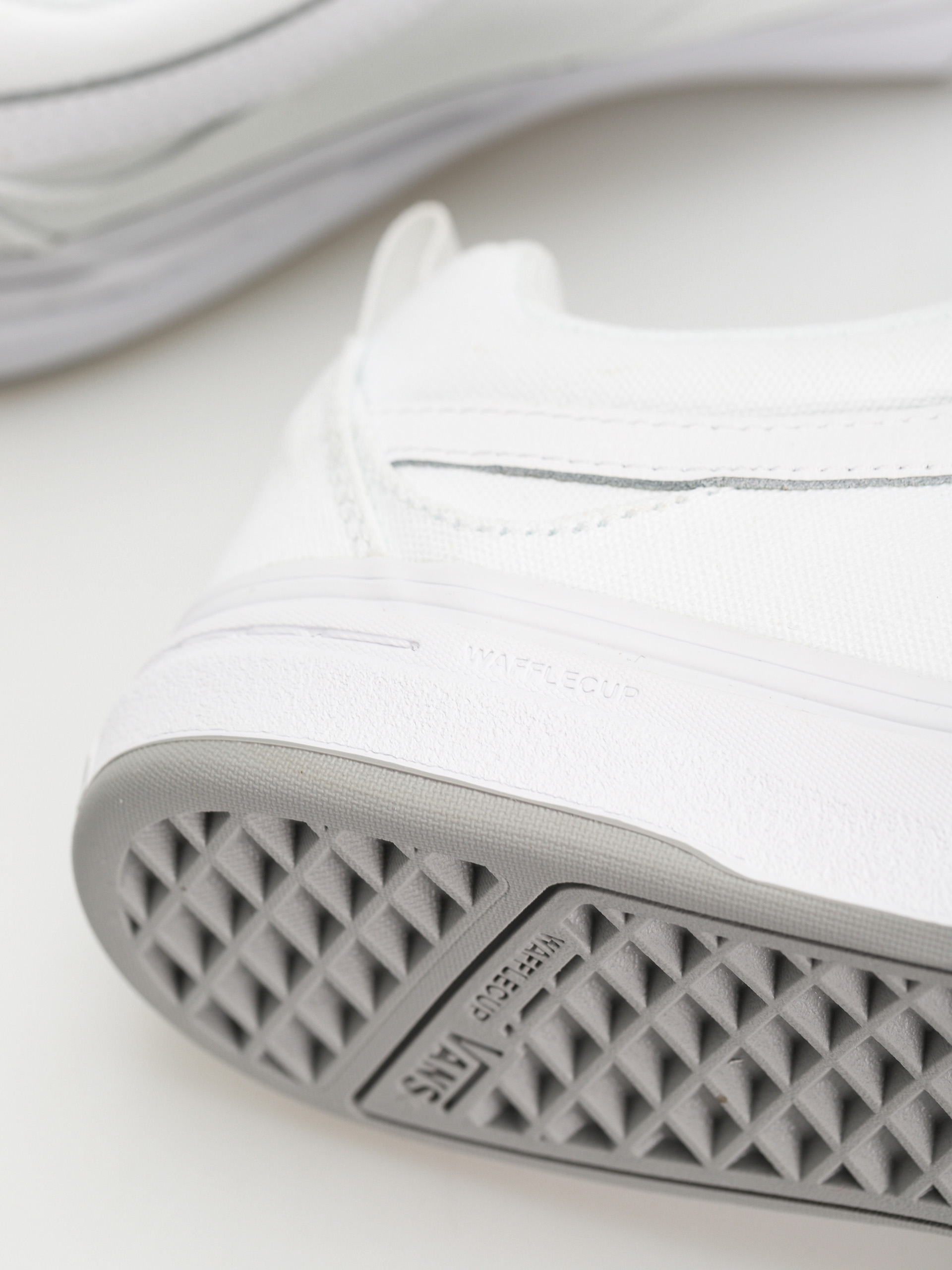 Vans Kyle Walker Cipők (canvas white)