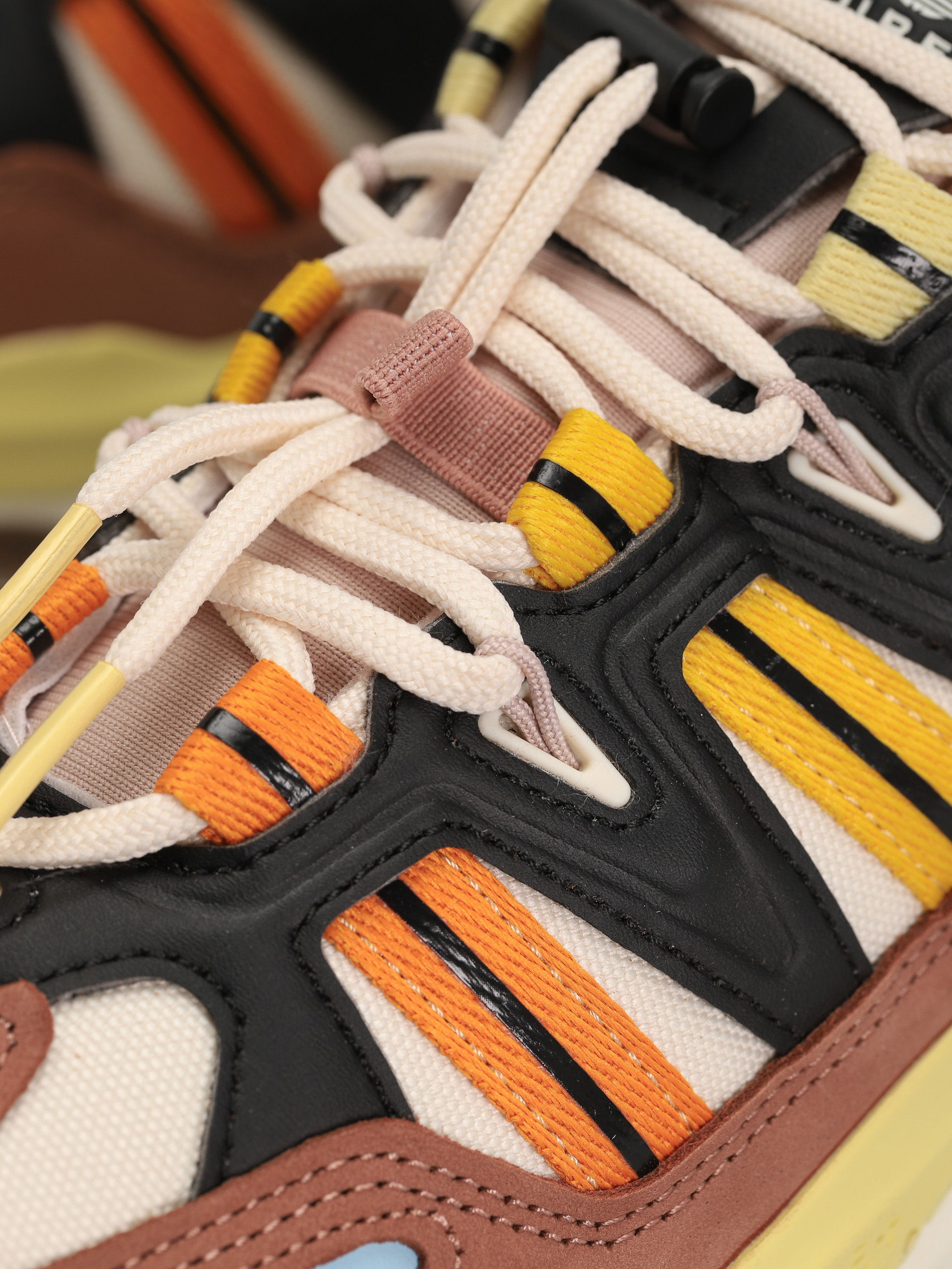 adidas Originals Hyperturf Cipők (cblack/wonwhi/clastr)