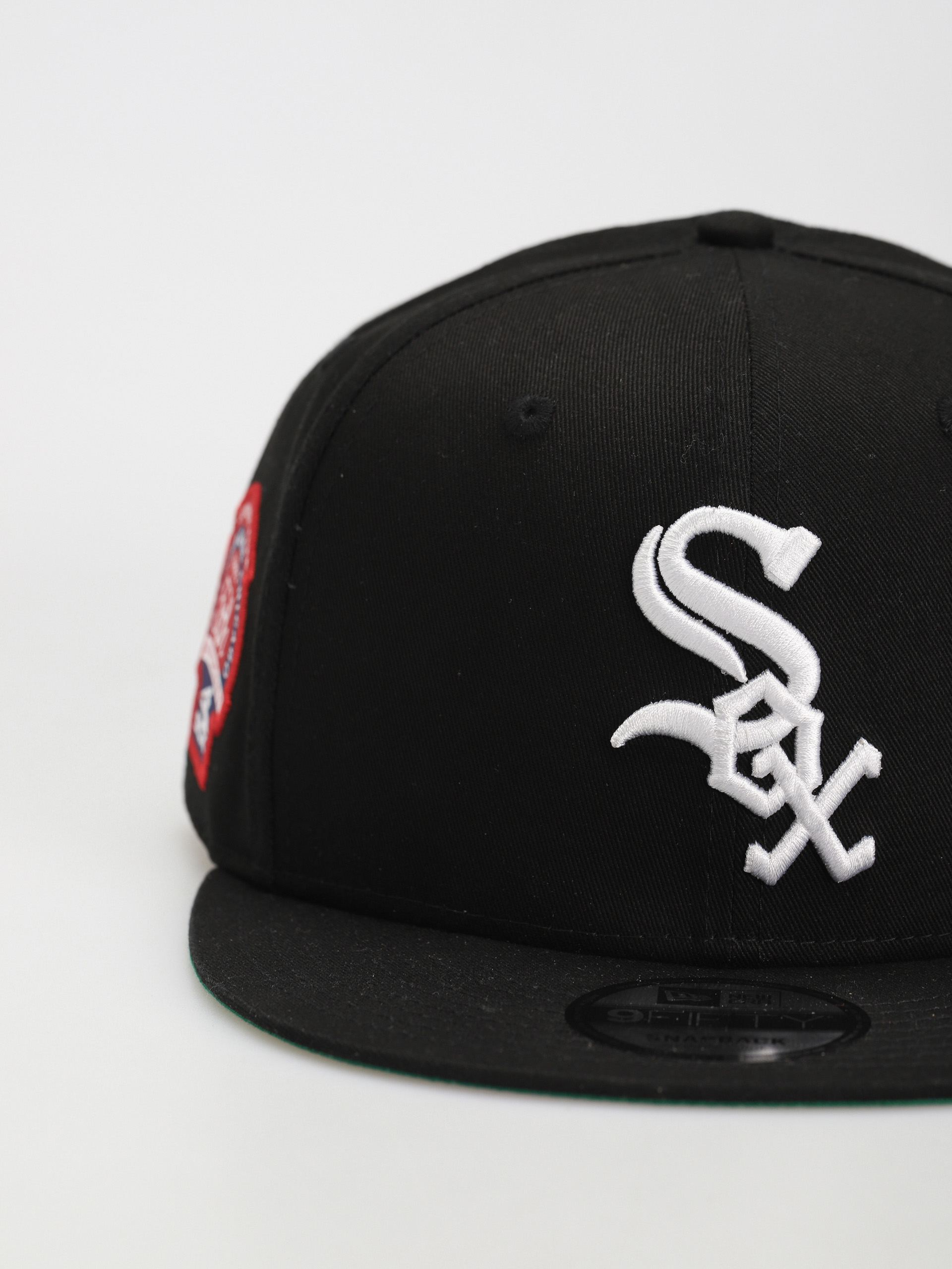 New Era Team Side Patch 9Fifty Chicago White Sox Baseball sapka (black)