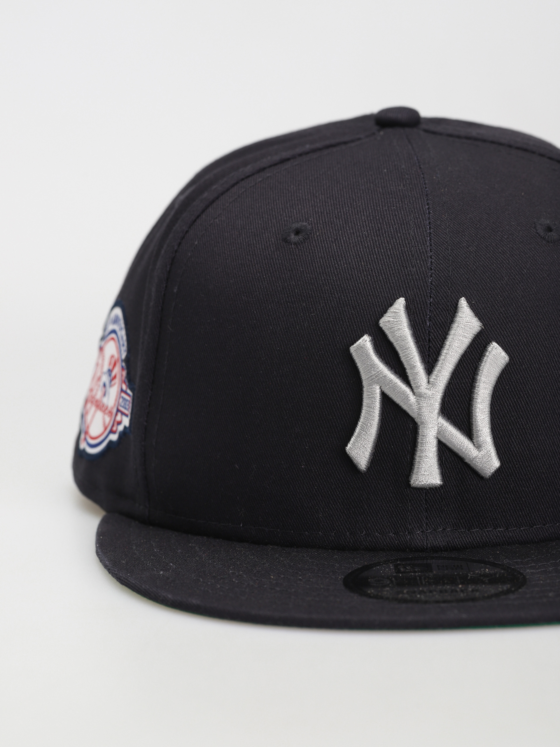 New Era Team Side Patch 9Fifty New York Yankees Baseball sapka (navy)