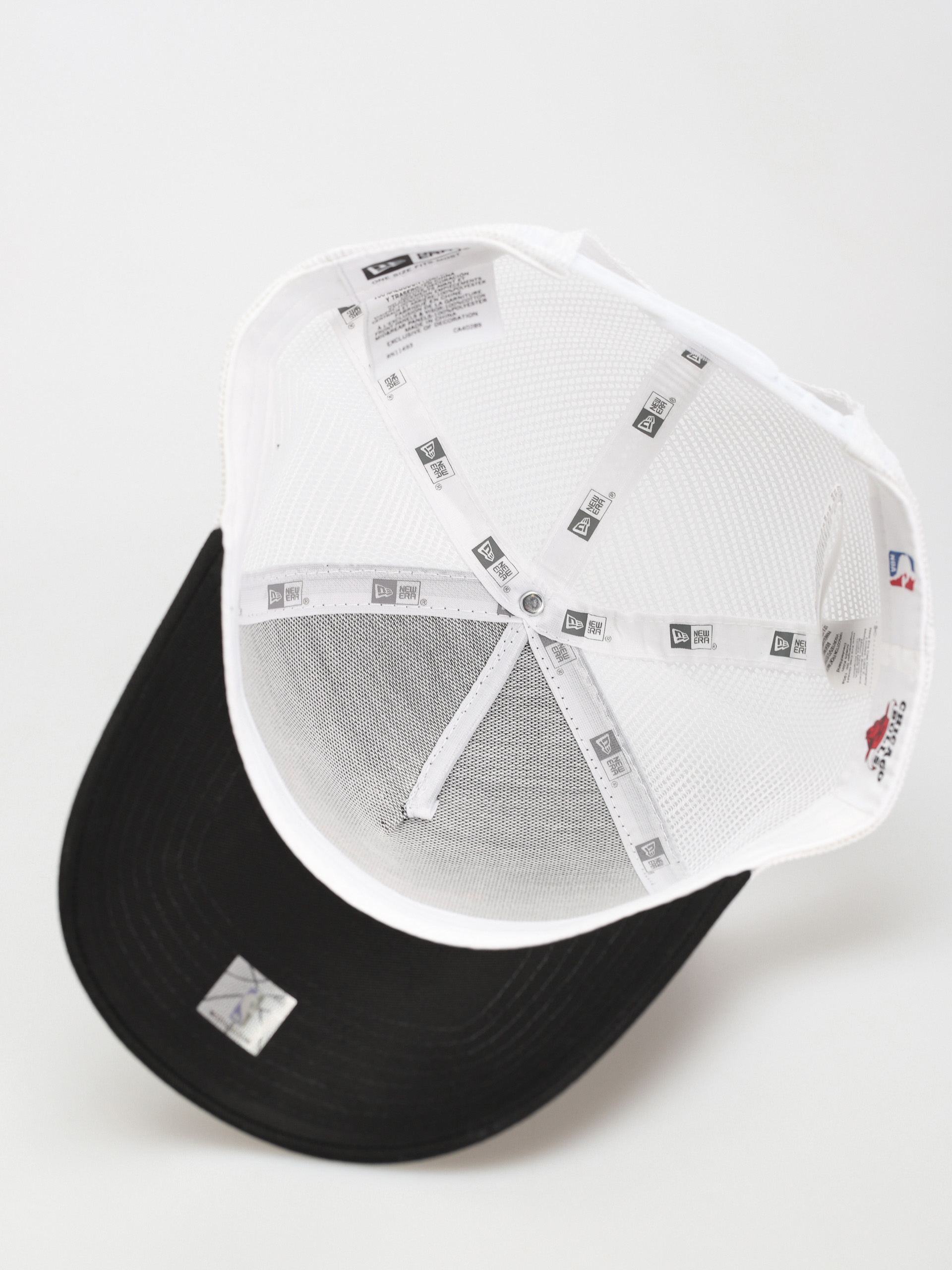 New Era Seasonal Infill Trucker Chicago Bulls Baseball sapka (black)