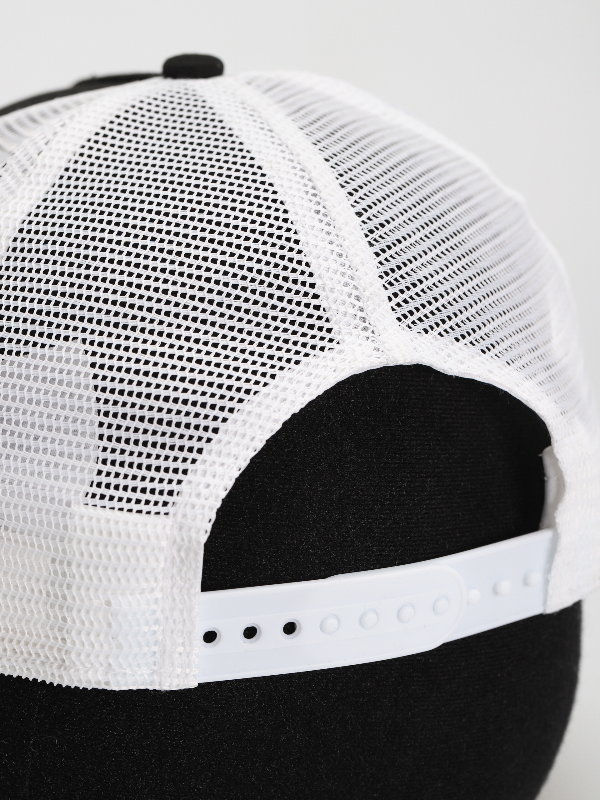 New Era Seasonal Infill Trucker Chicago Bulls Baseball sapka (black)