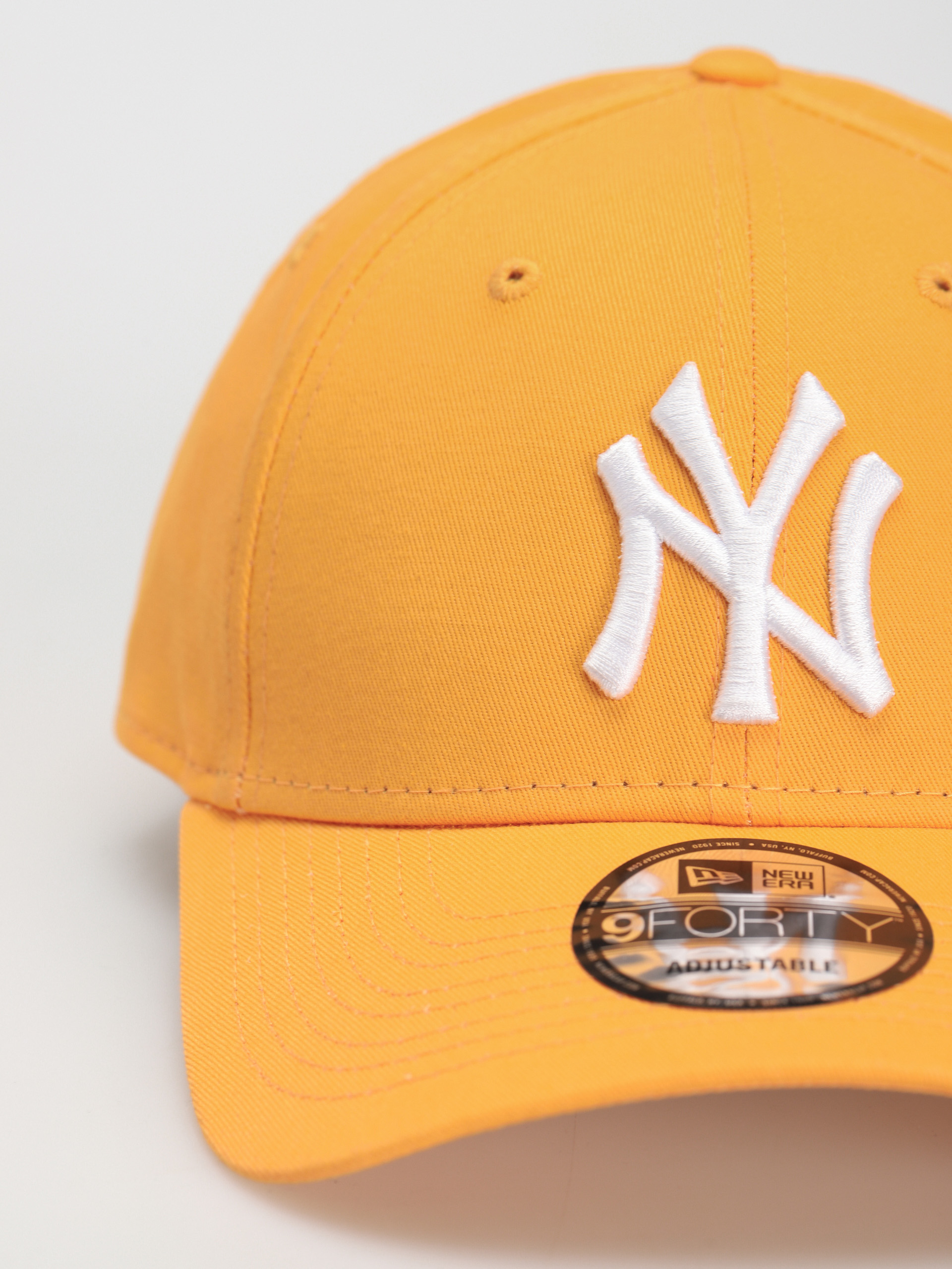 New Era League Essential 9Forty New York Yankees Baseball sapka (yellow)