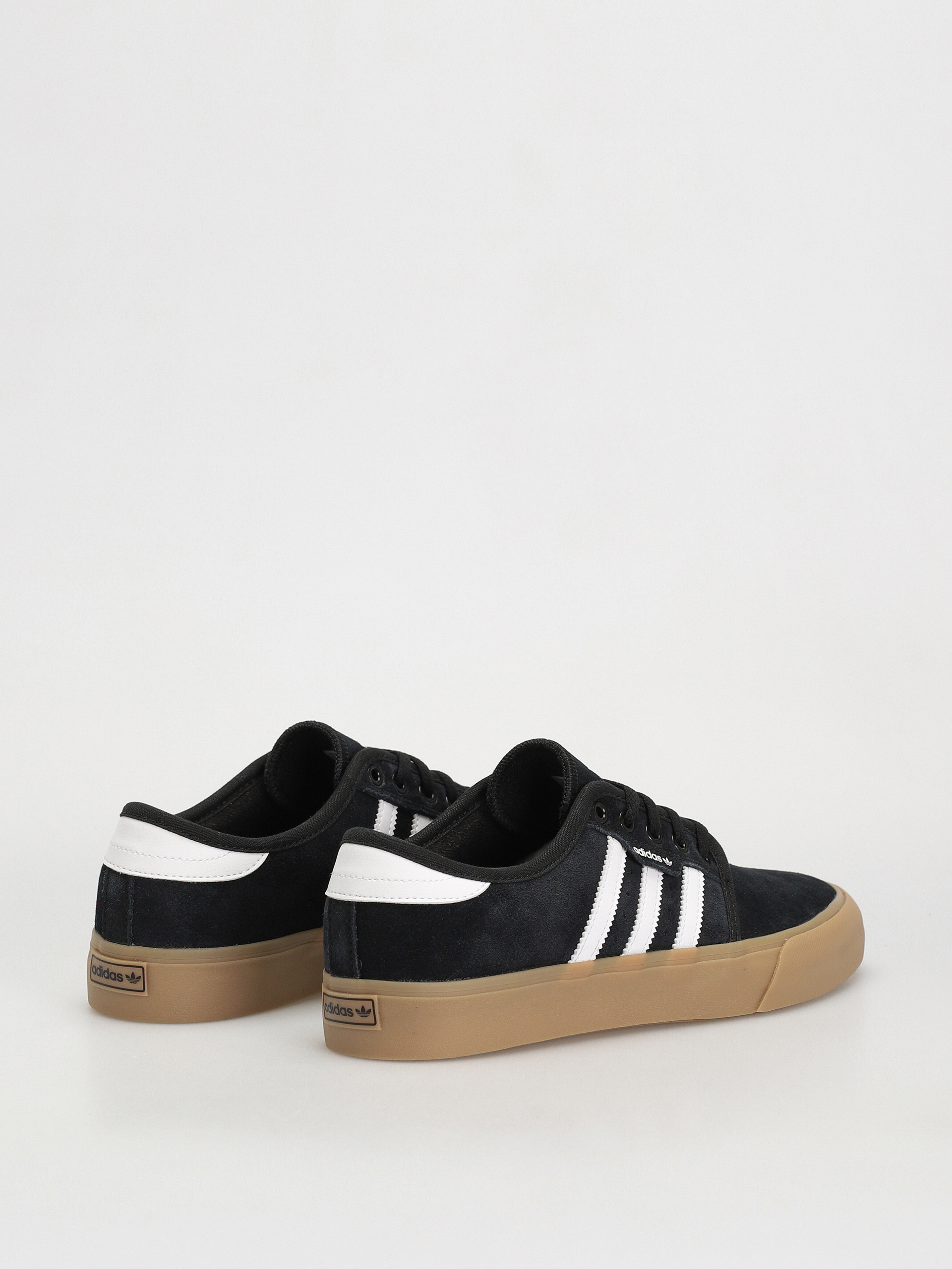 adidas Seeley Xt Cipők (cblack/ftwwht/gum4)