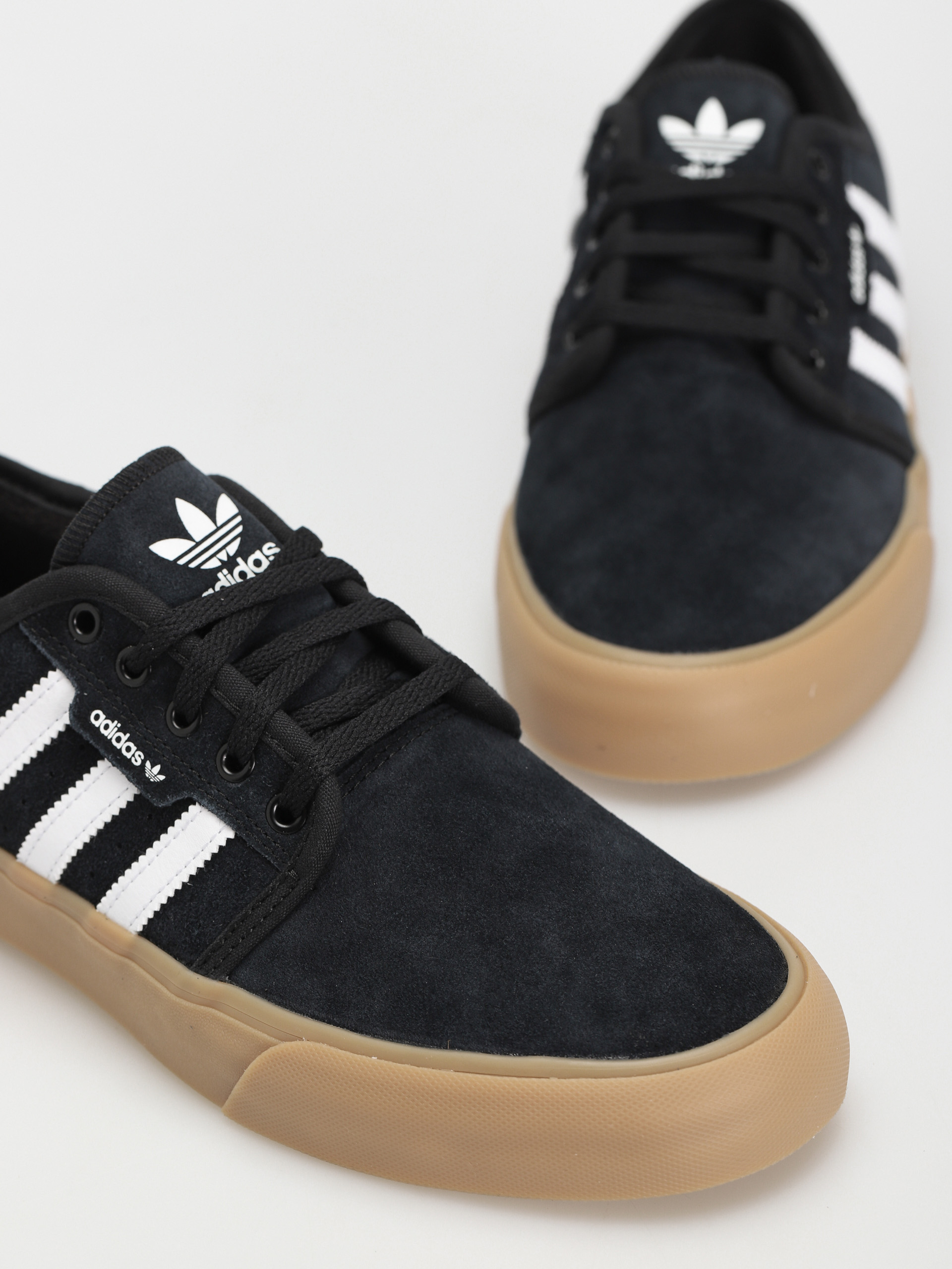 adidas Seeley Xt Cipők (cblack/ftwwht/gum4)