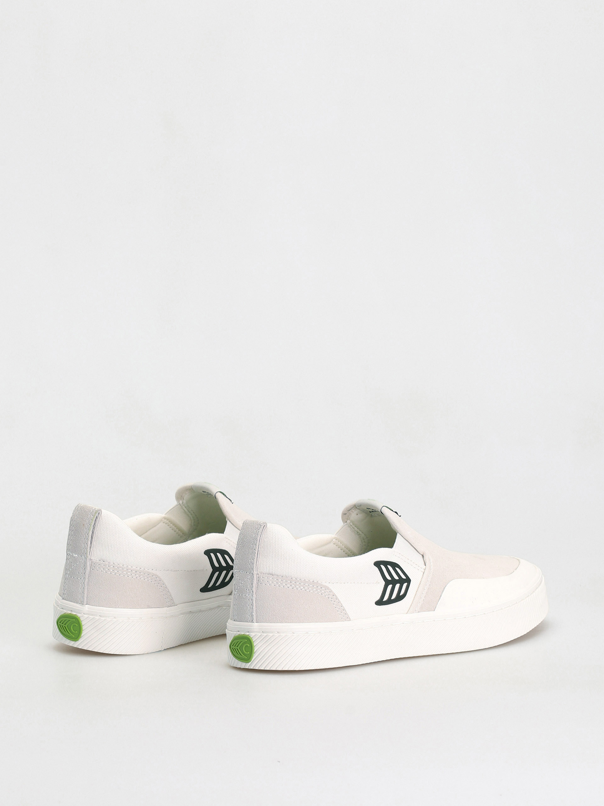 Cariuma Catiba Pro Slip On Cipők (oﬀ white vintage/black)