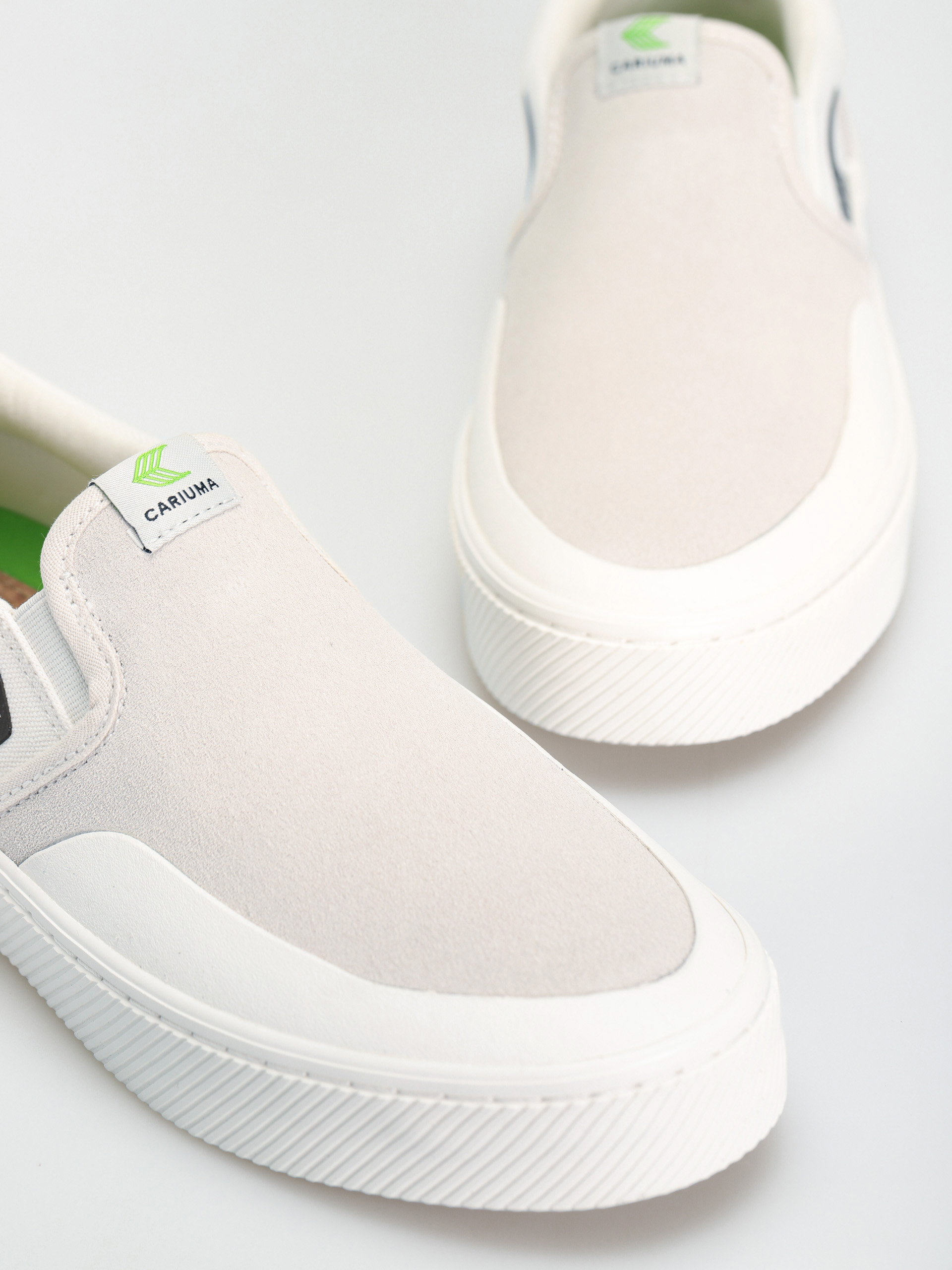 Cariuma Catiba Pro Slip On Cipők (oﬀ white vintage/black)