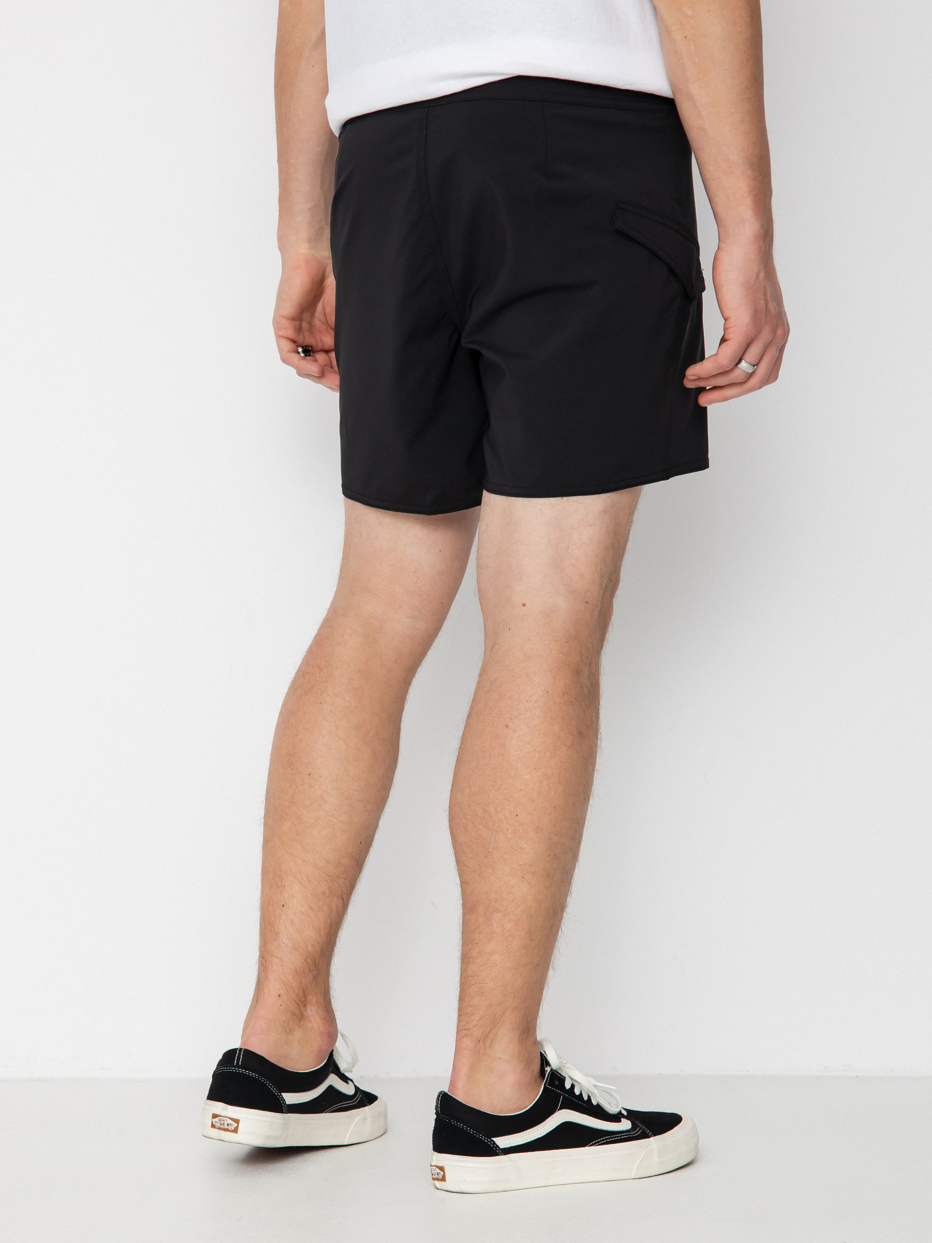 Volcom Lido Solid Mod 16 Boardshort (black)