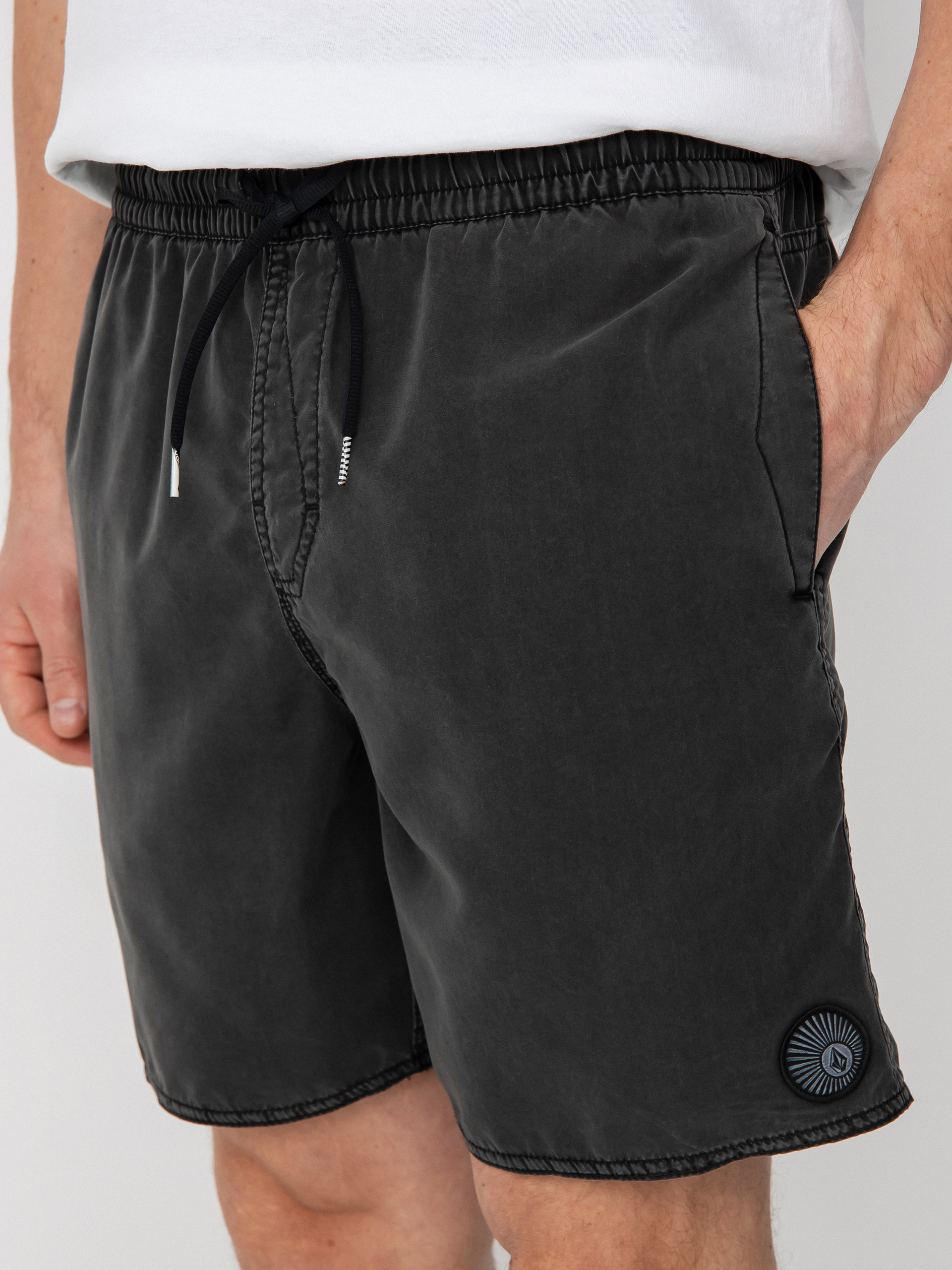 Volcom Center Trunk 17 Rövidnadrág (black)