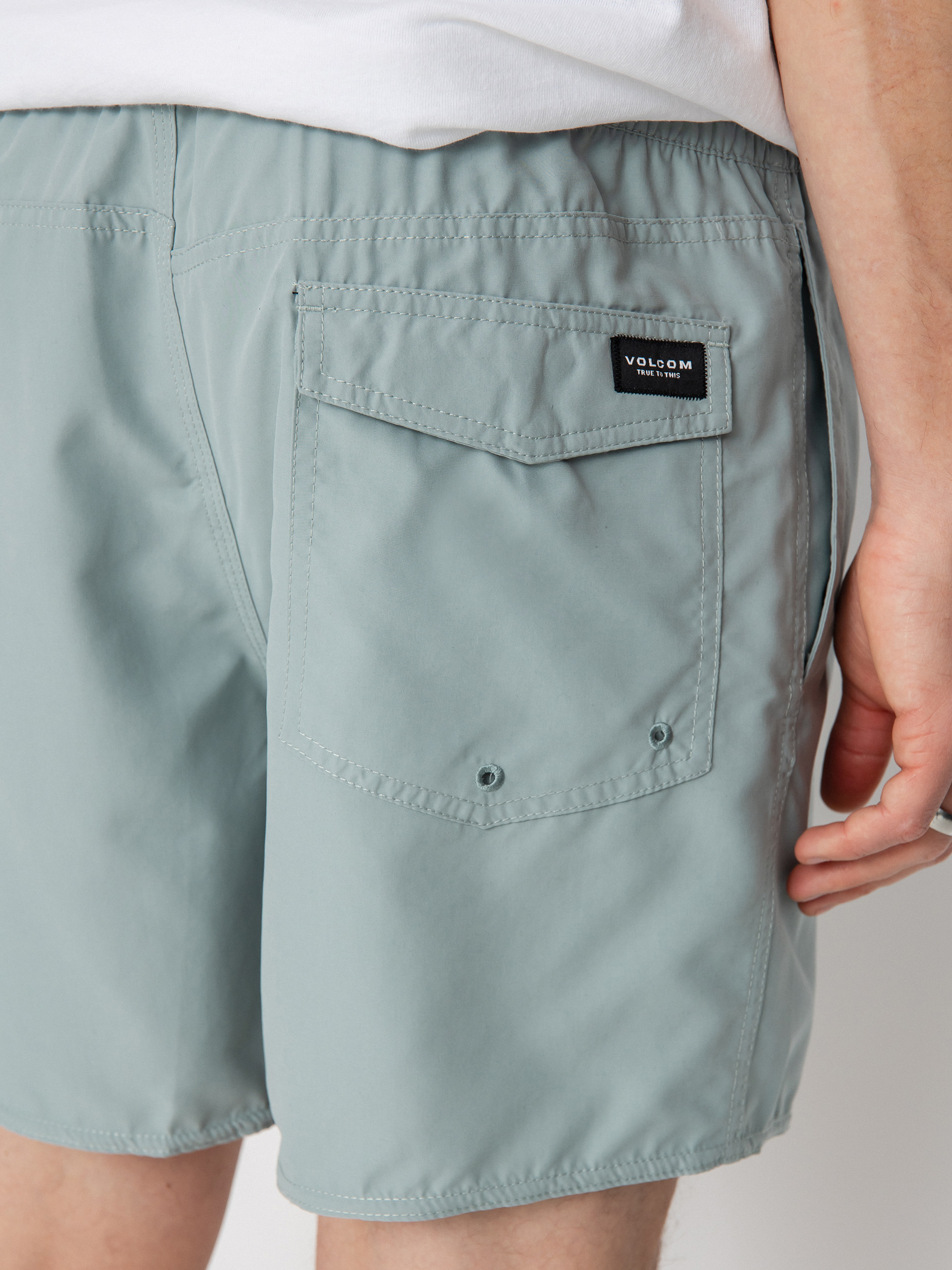 Volcom Lido Solid Trunk 16 Rövidnadrág (abyss)