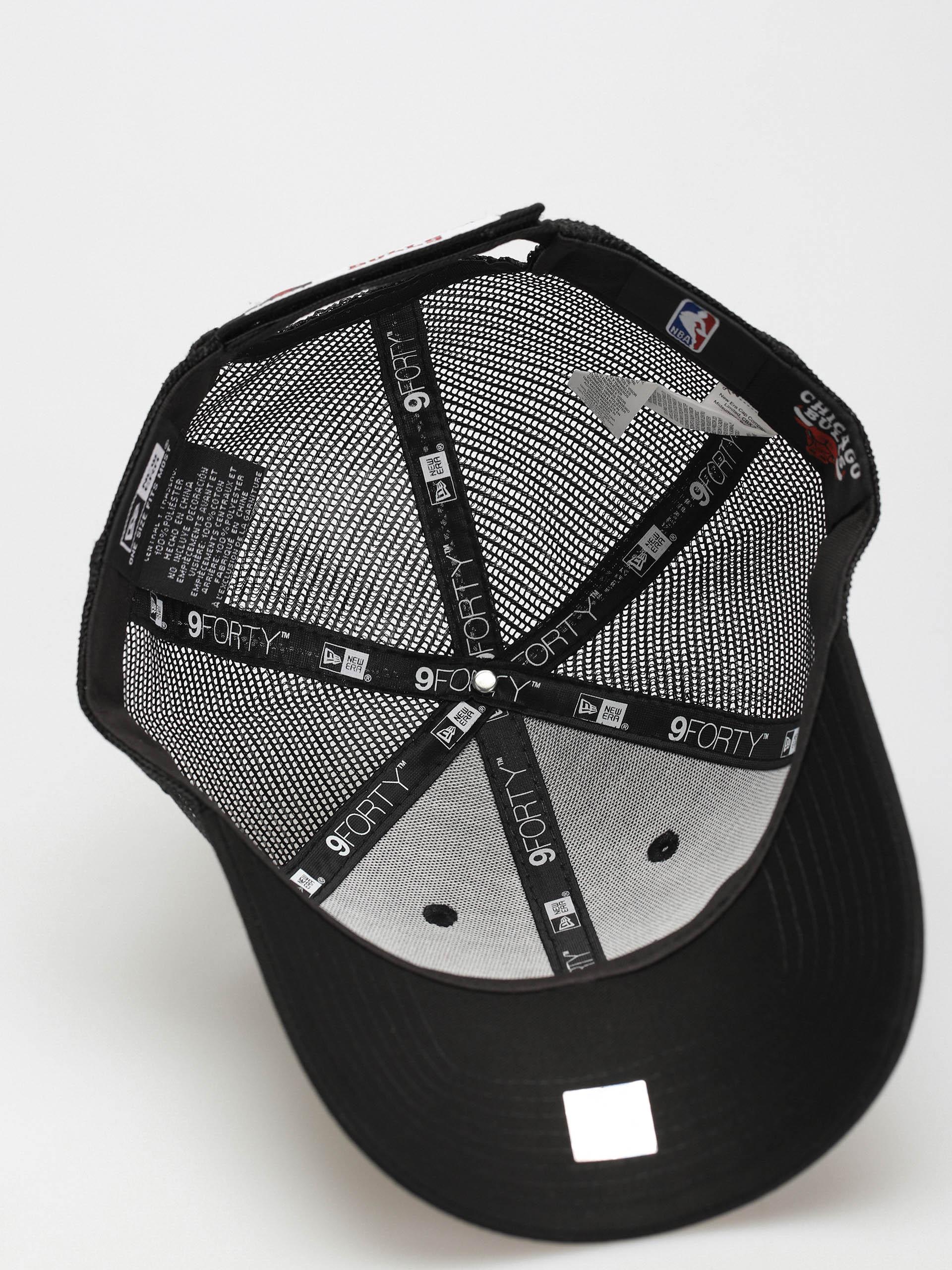 New Era Home Field 9Forty Trucker Chicago Bulls Baseball sapka (black)