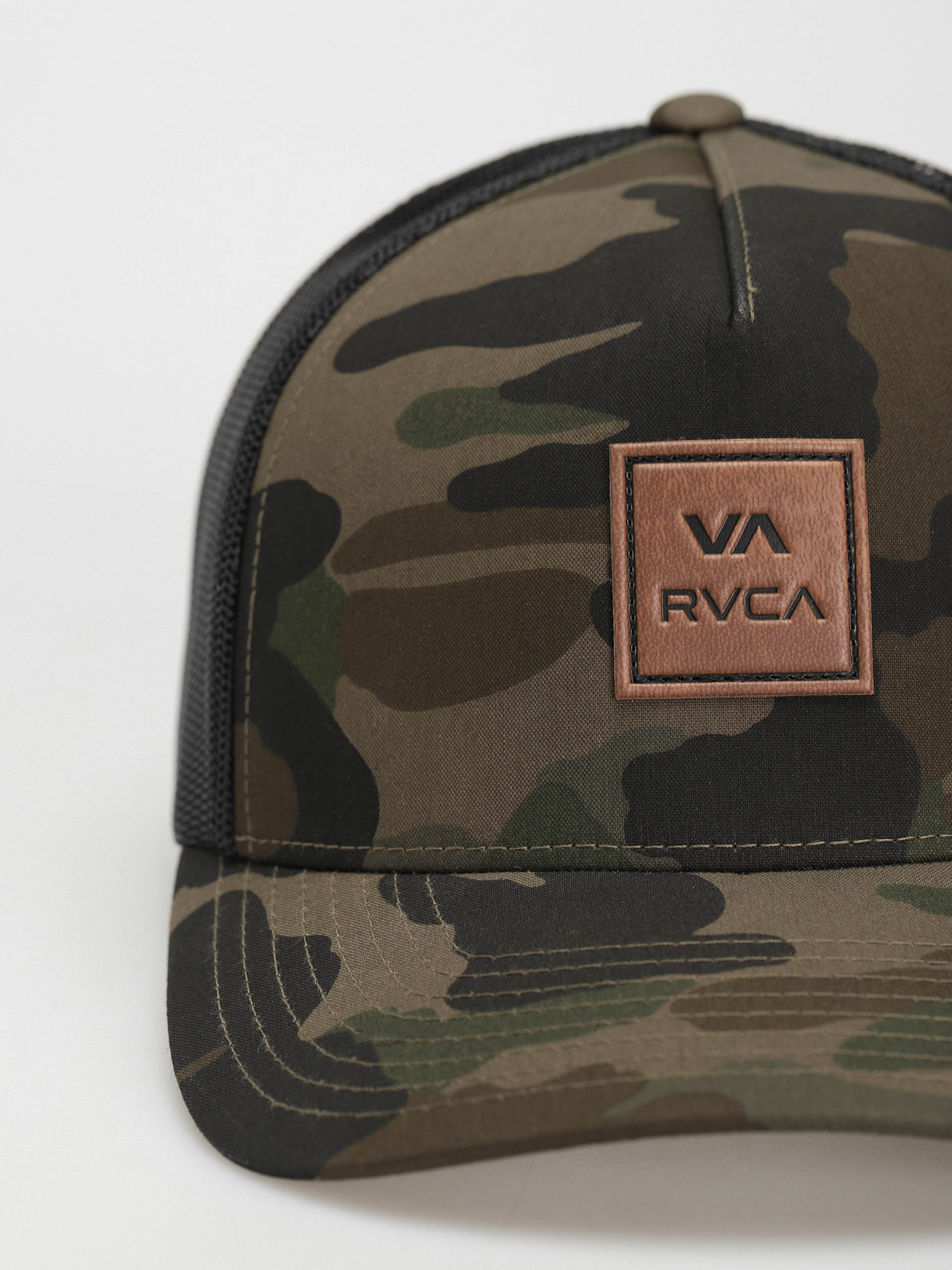RVCA Va Atw Curved Brim Trucker Baseball sapka (camo)