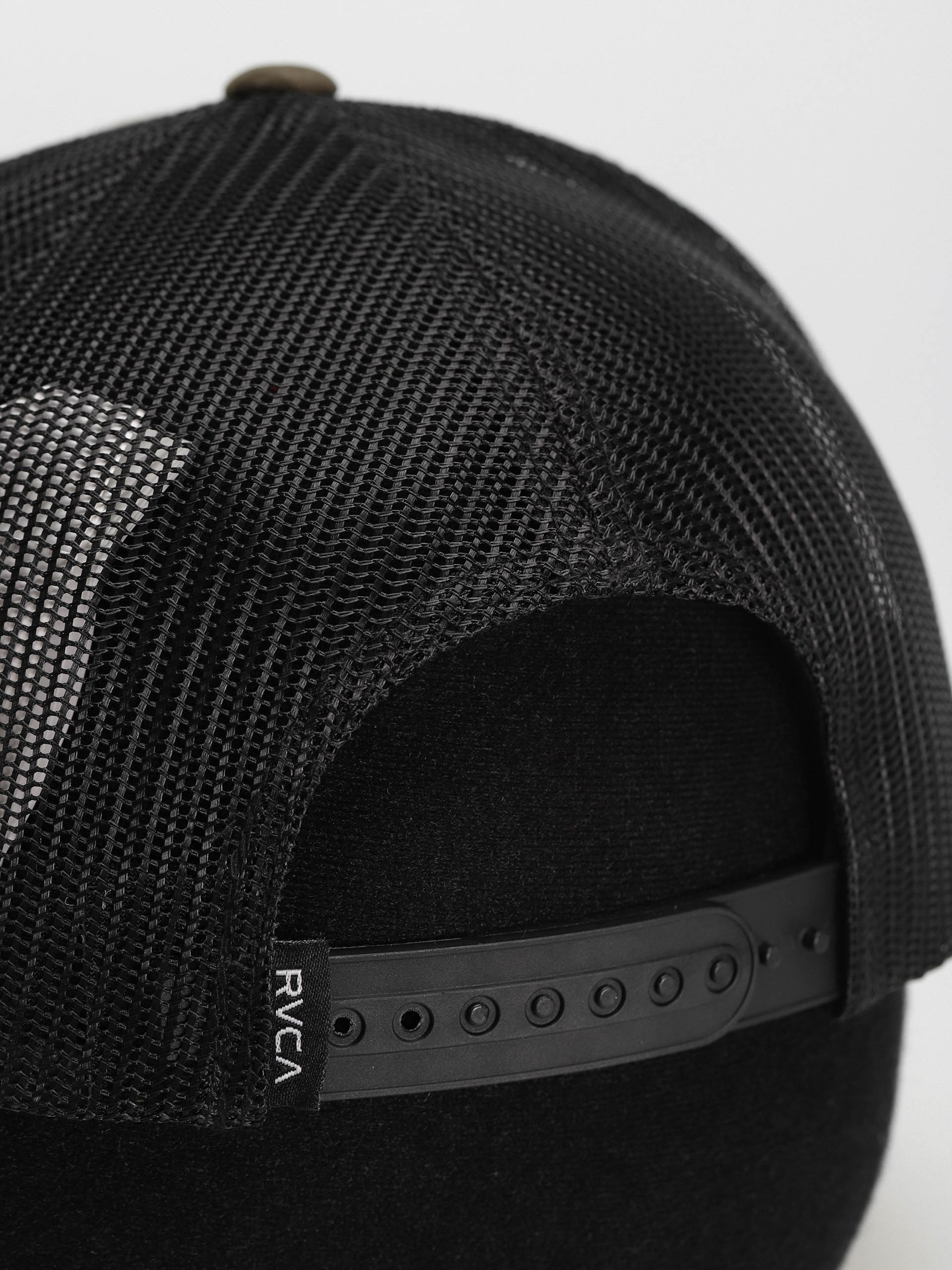 RVCA Va Atw Curved Brim Trucker Baseball sapka (camo)