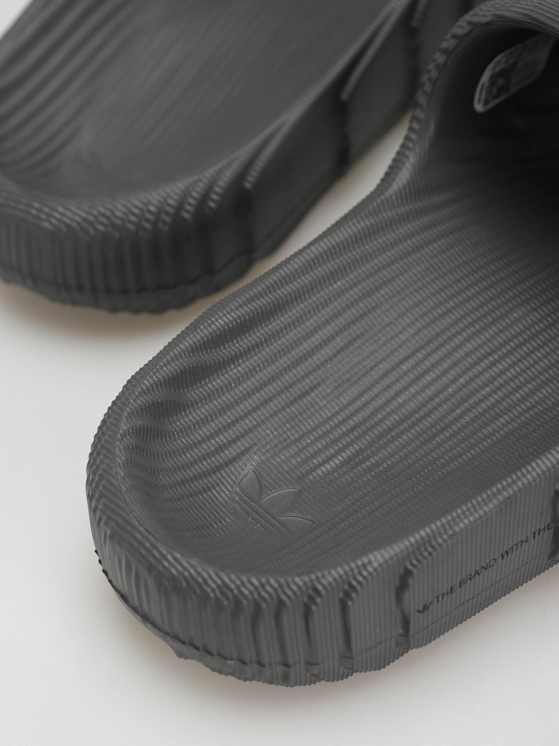 adidas Originals Adilette 22 Flip-flop papucsok (grefiv/grefiv/cblack)