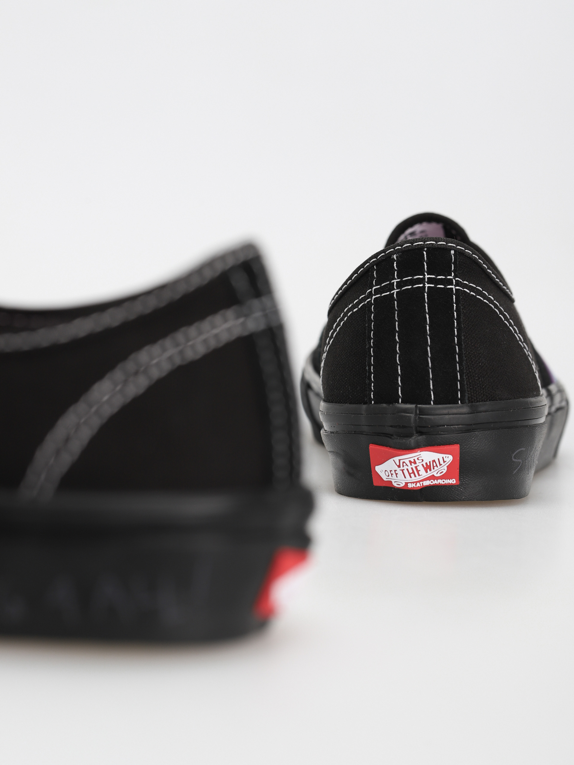 Vans Skate Authentic Cipők (pride black/multi)