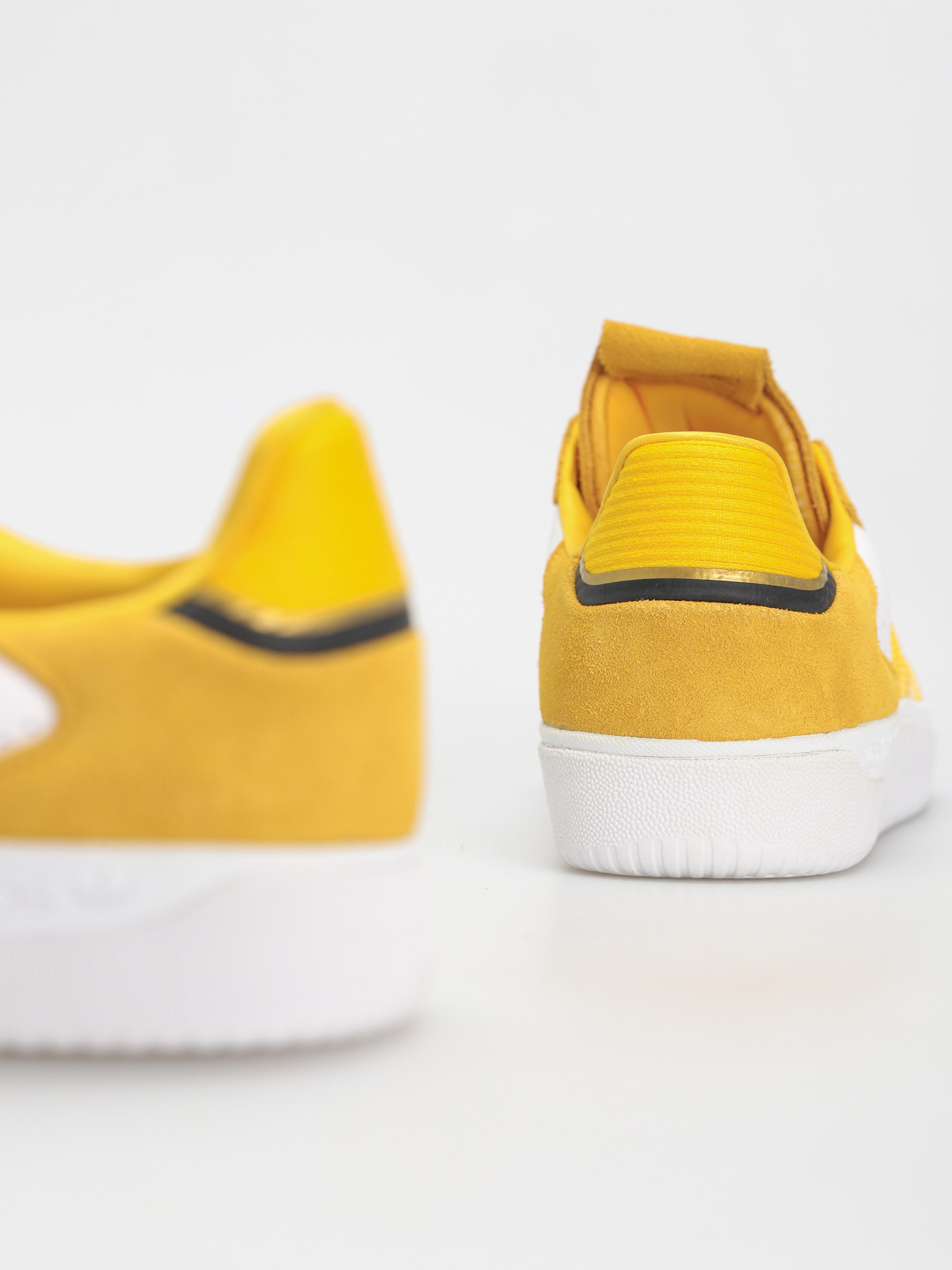 adidas Tyshawn Low Cipők (bogold/ftwwht/cblack)