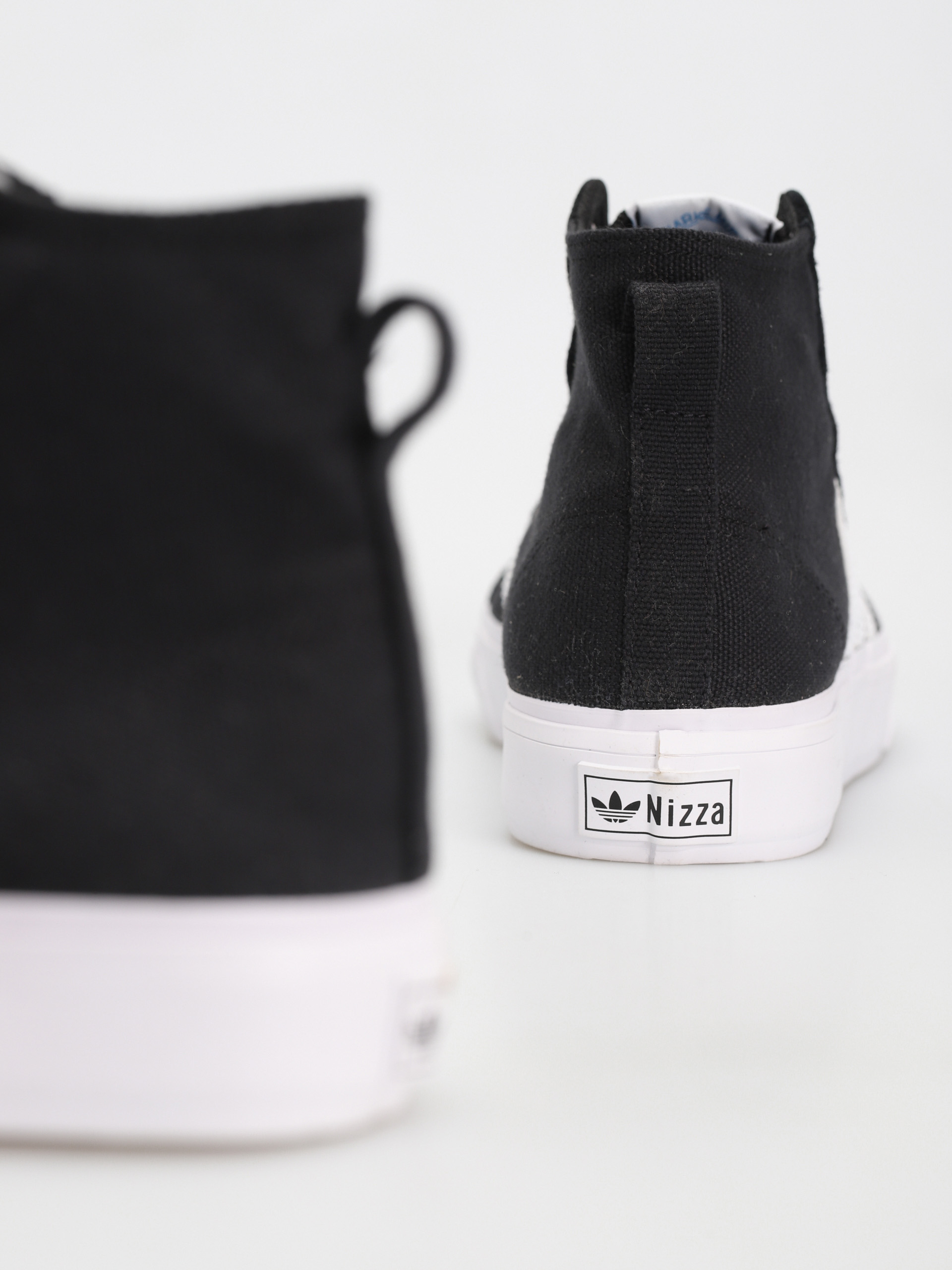 adidas Nizza Hi Adv Cipők (cblack/ftwwht/bliblu)