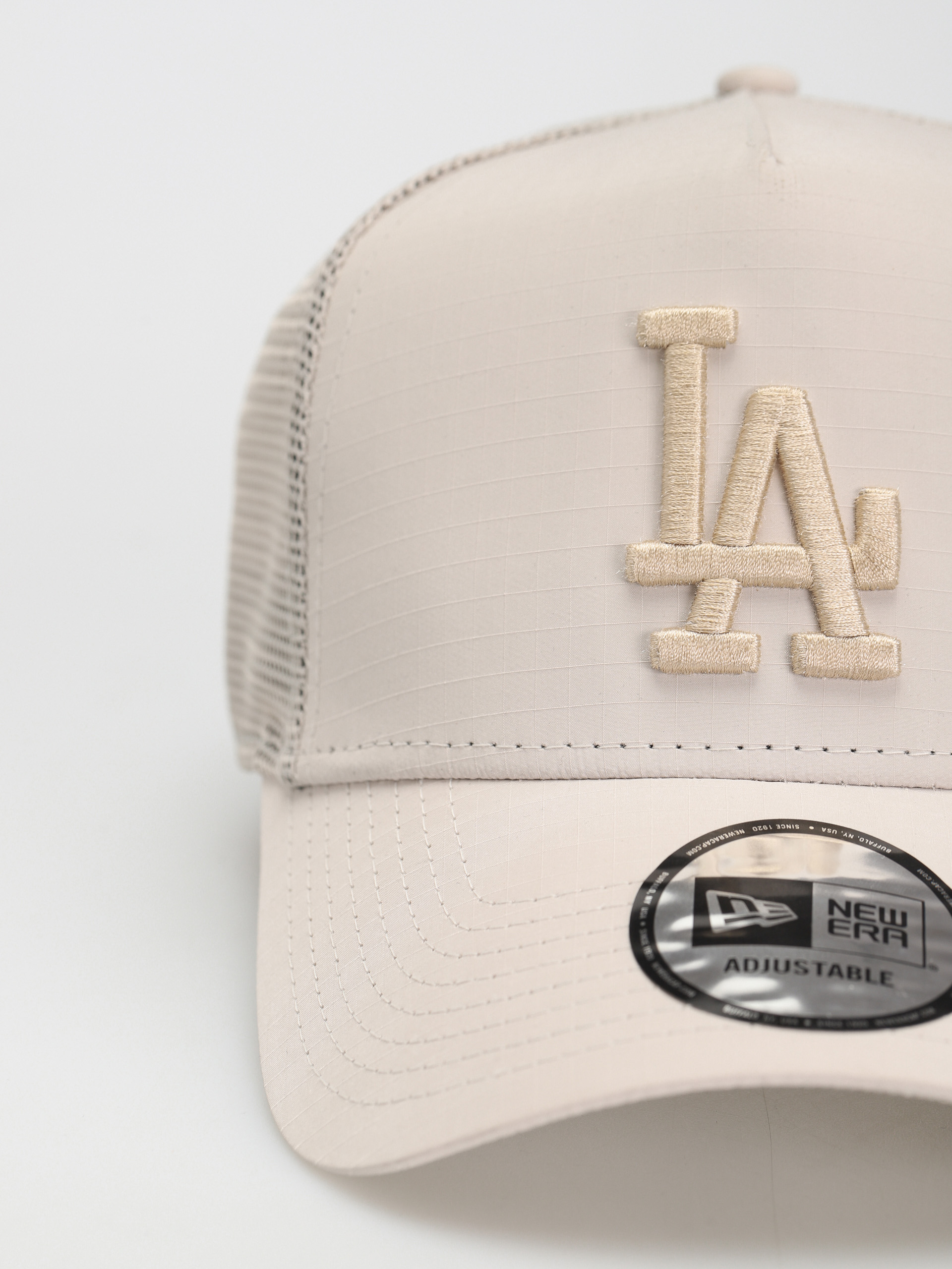 New Era Tech Ripstop Trucker Los Angeles Dodgers Baseball sapka (stone)