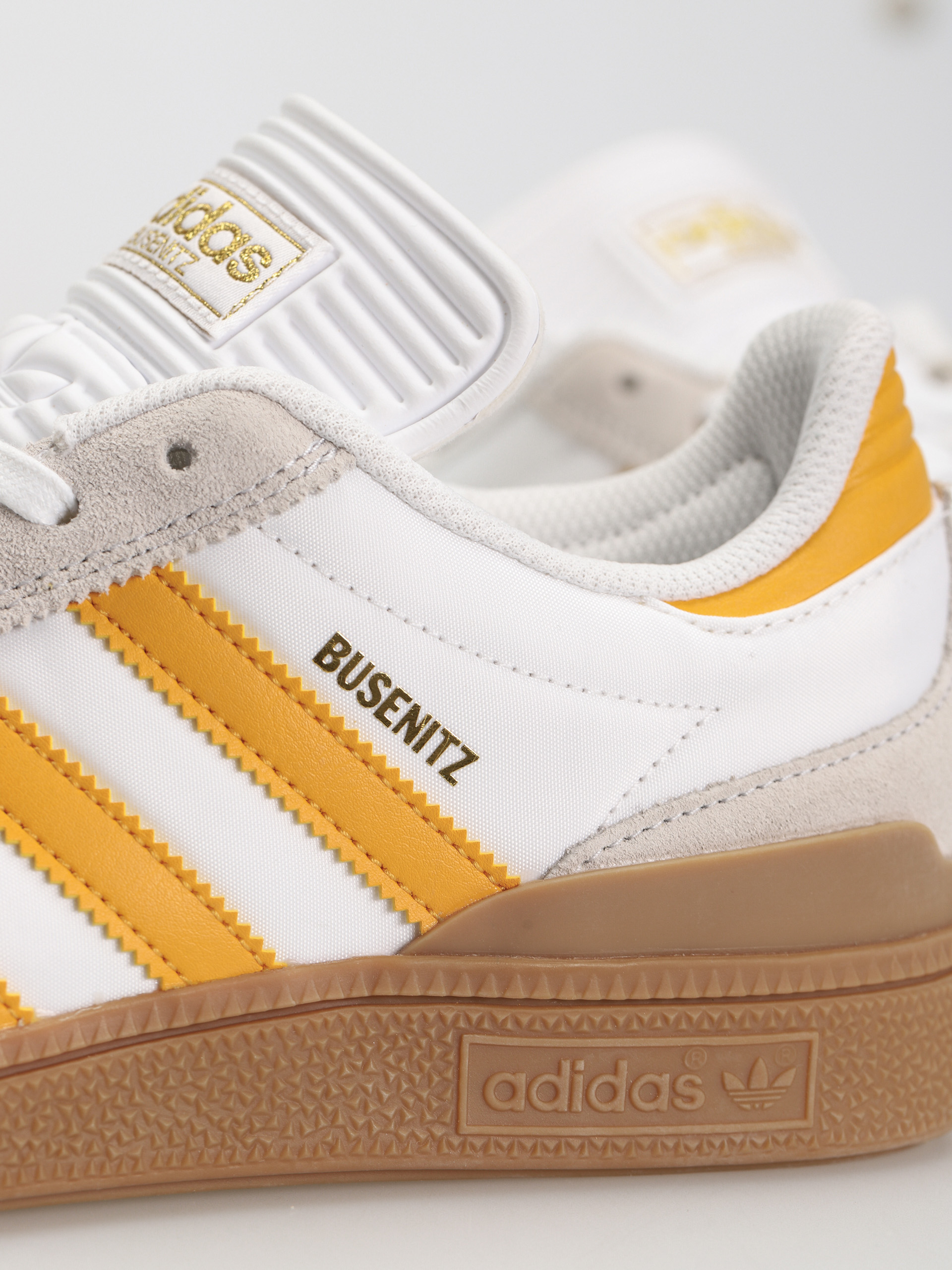 adidas Busenitz Cipők (crywht/preyel/gum4)
