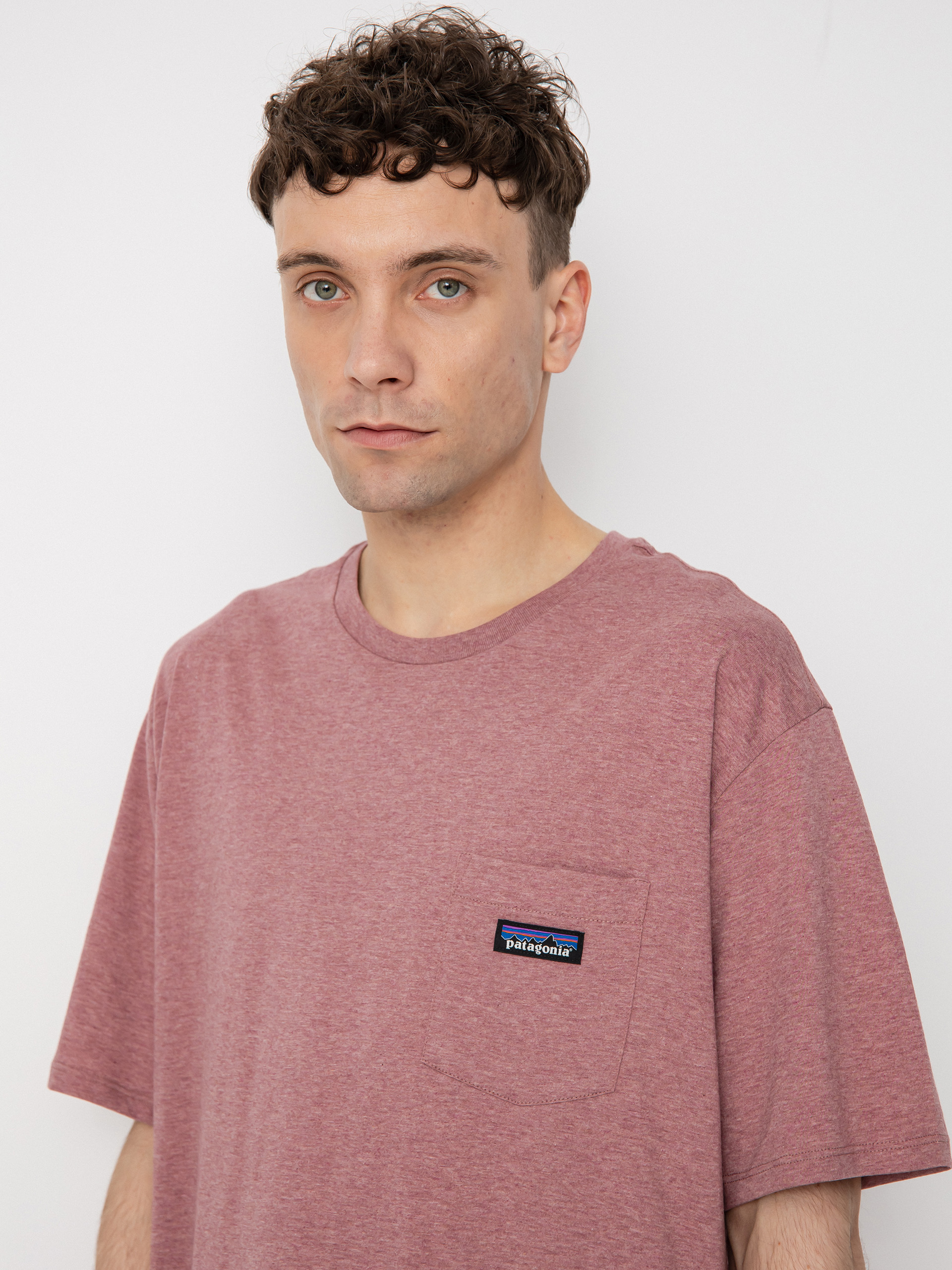 Patagonia Regenerative Organic Certified Cotton Lightweight Pocket póló (evening mauve)