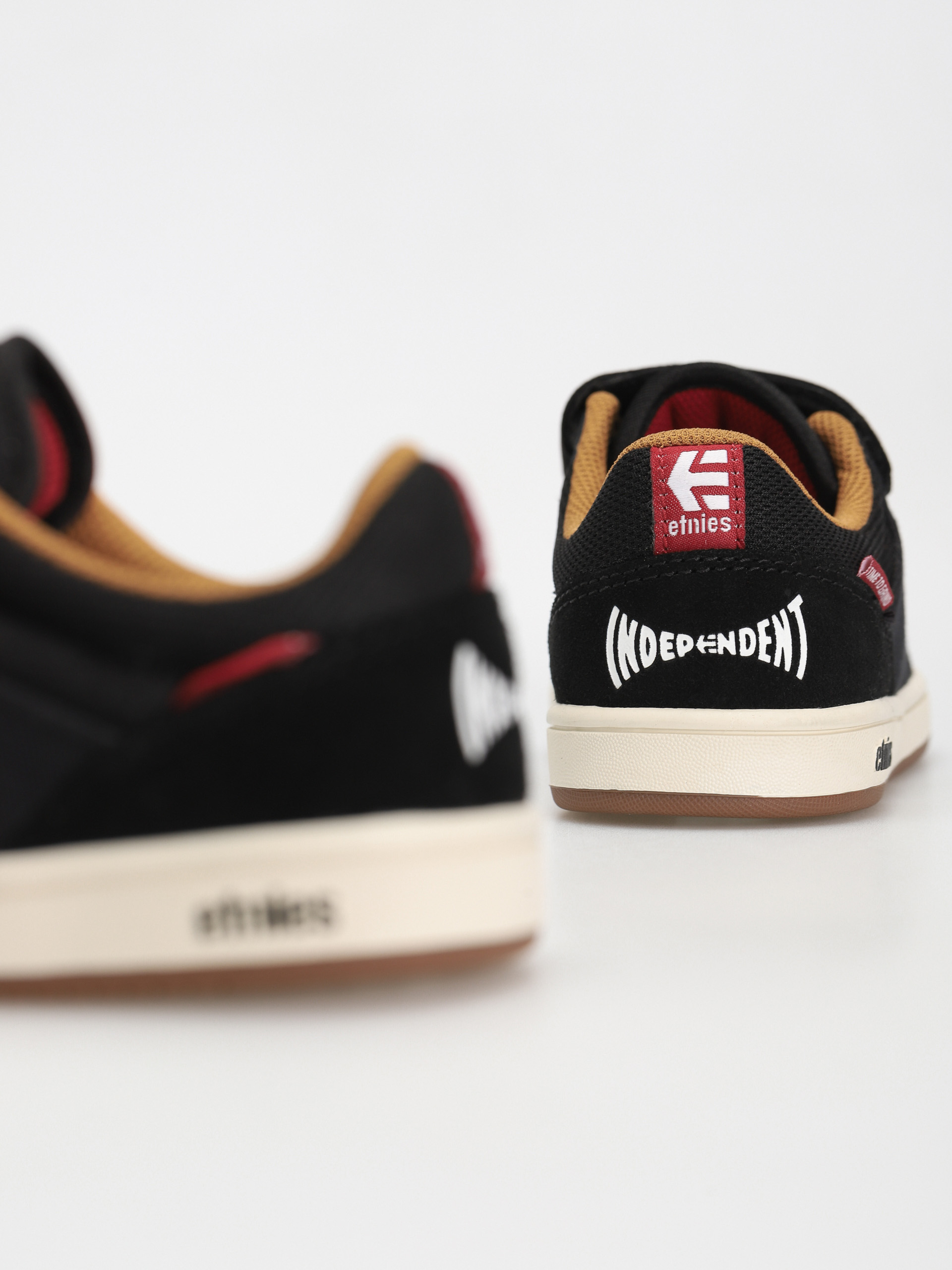Etnies Little Kids Marana X Indy JR Cipők (black)