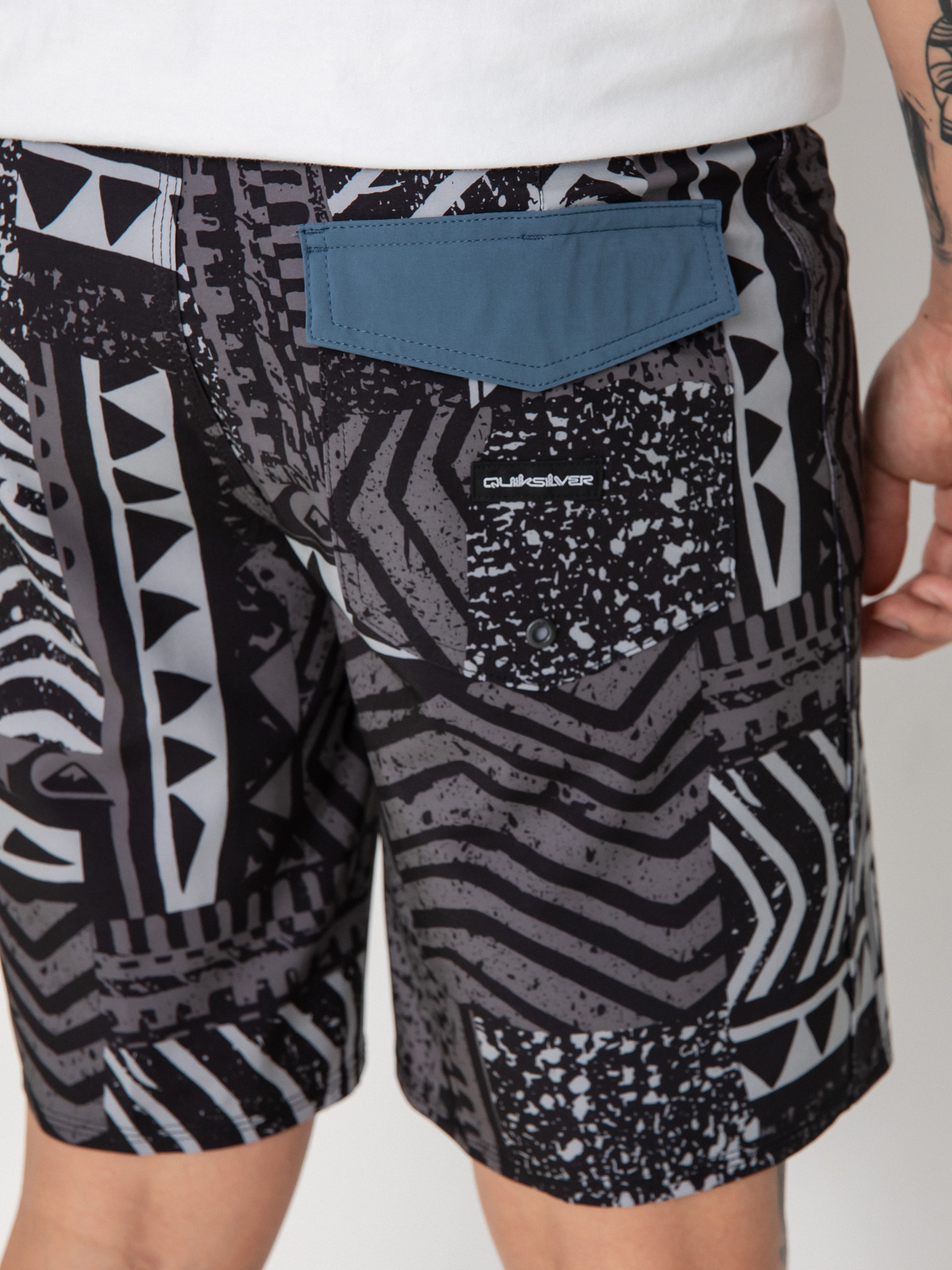 Quiksilver Surf Silk Boardshort (beringsea)