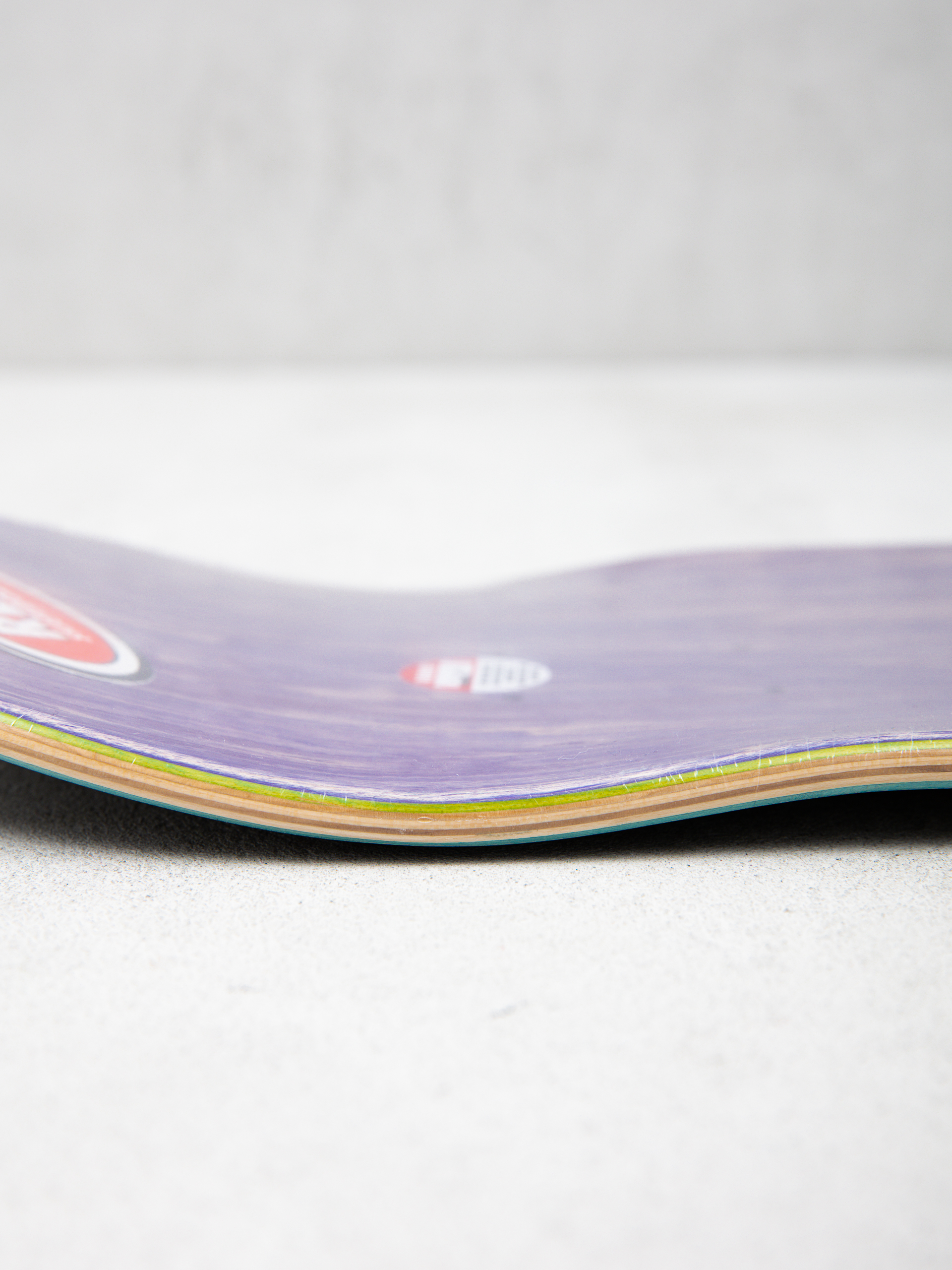 Real Ishod By Ager Gördeszka lap (black)