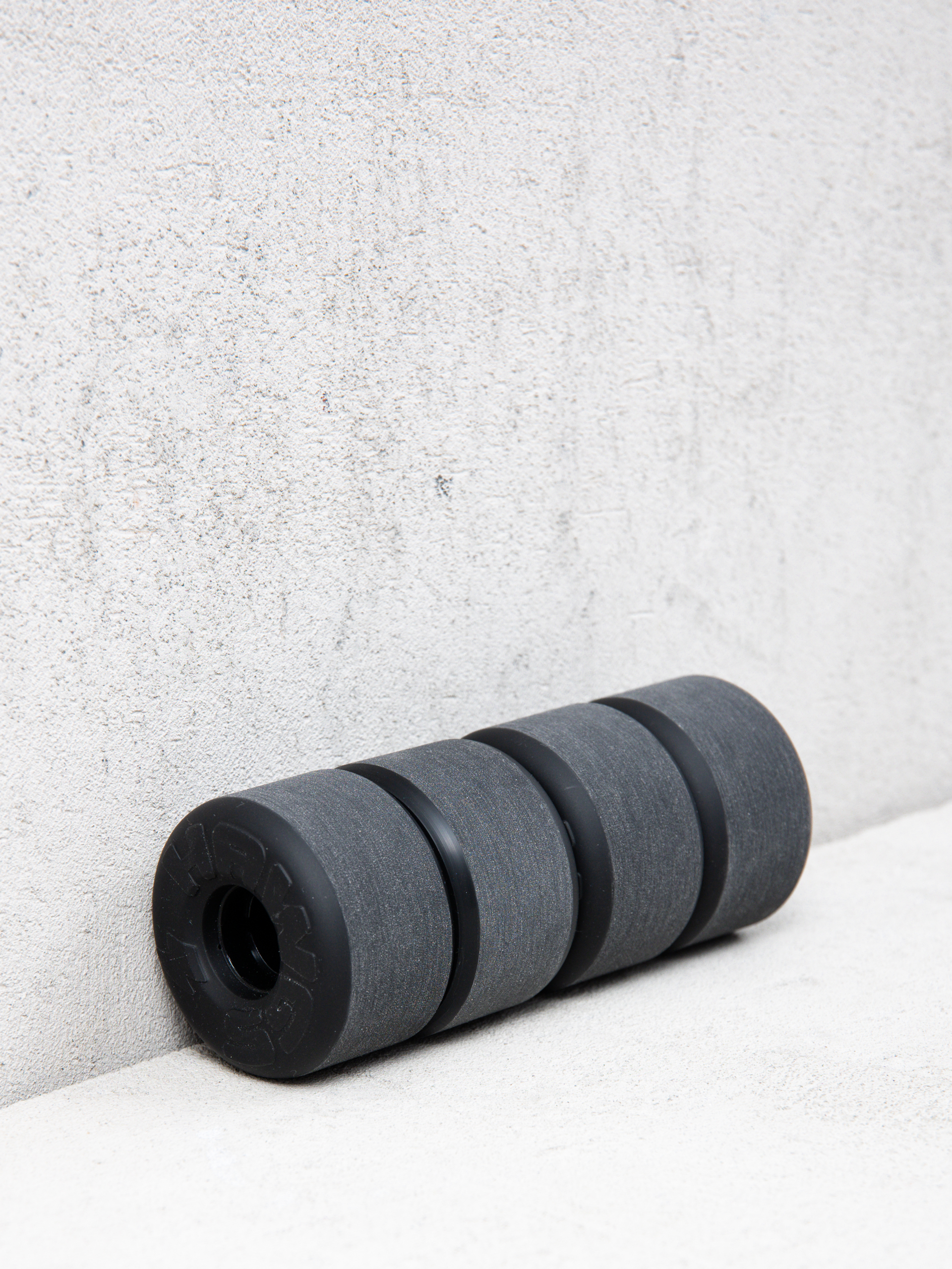 Landyachtz Lil Ez Hawgs 78A Gördeszka kerék (black)